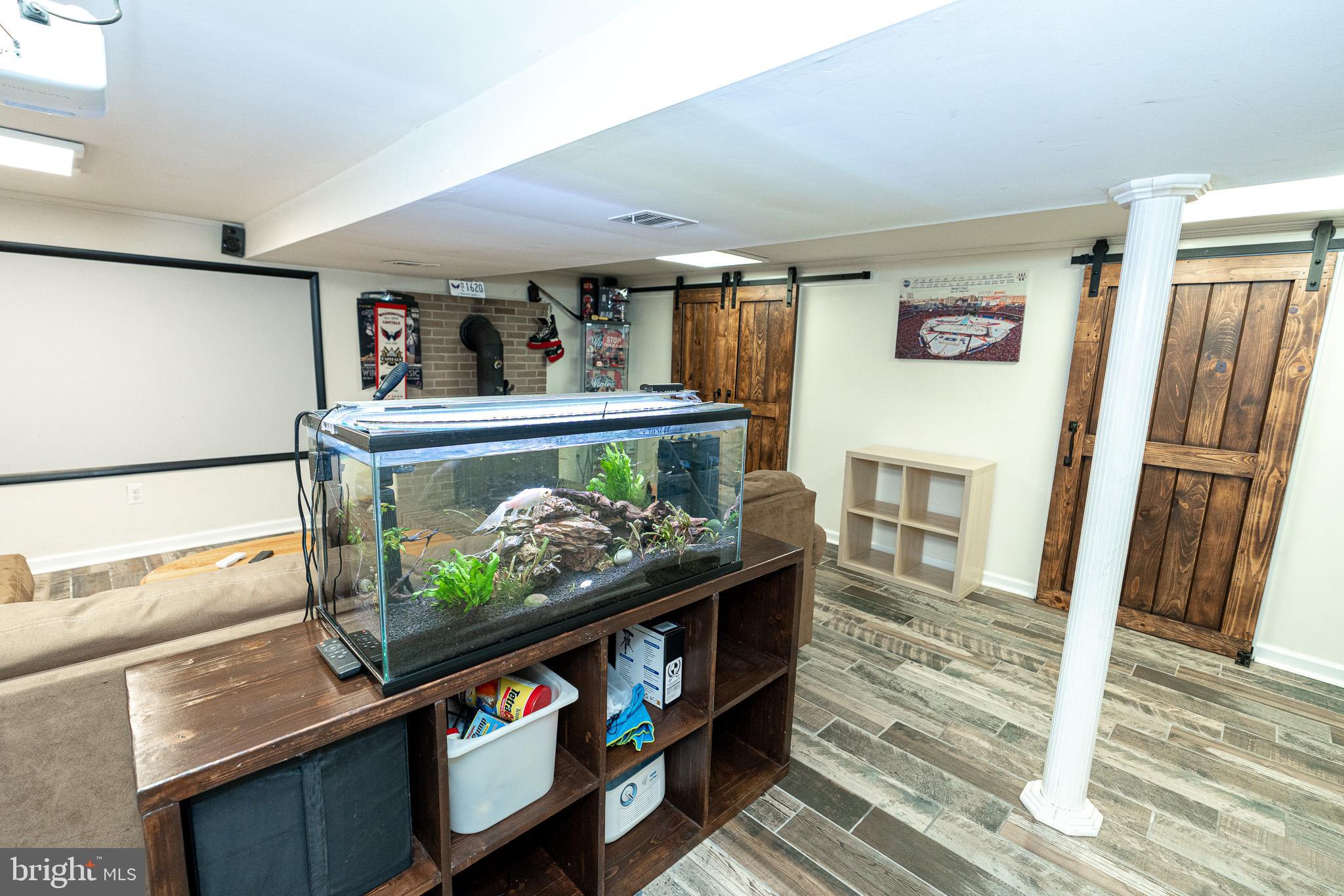 CARNEY GROVE - Residential