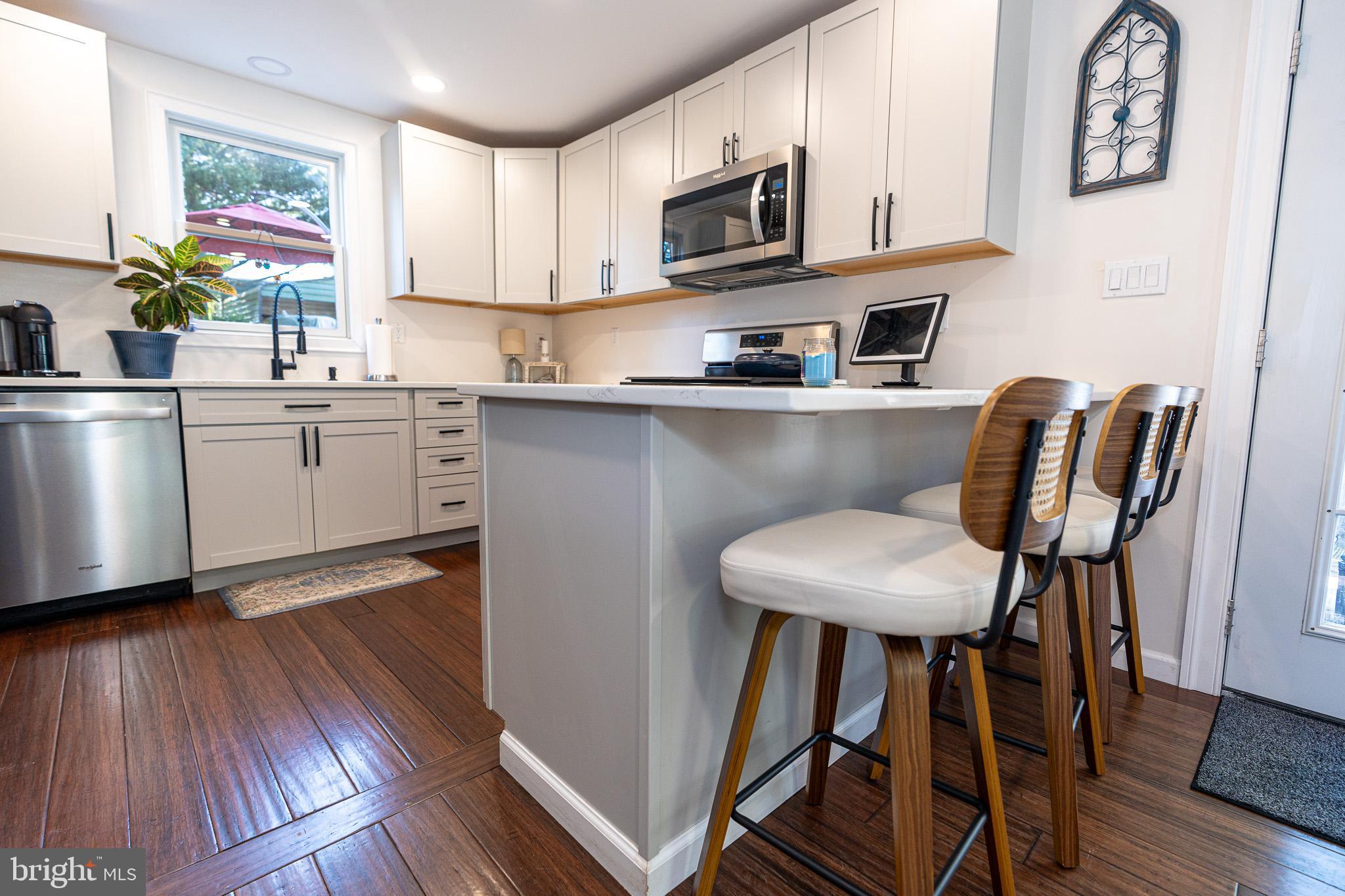 CARNEY GROVE - Residential