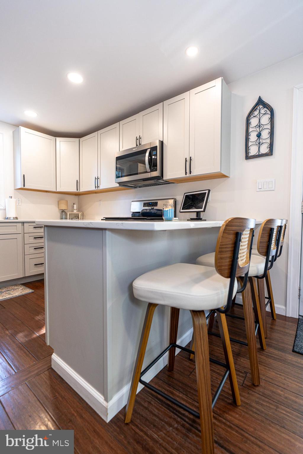 CARNEY GROVE - Residential