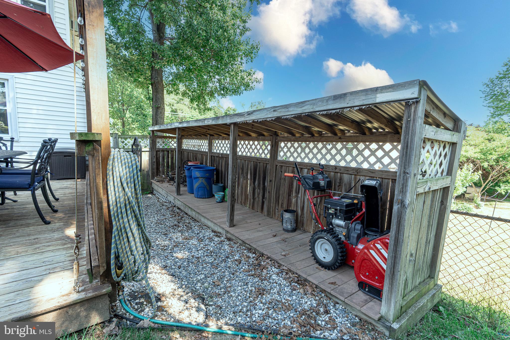 CARNEY GROVE - Residential