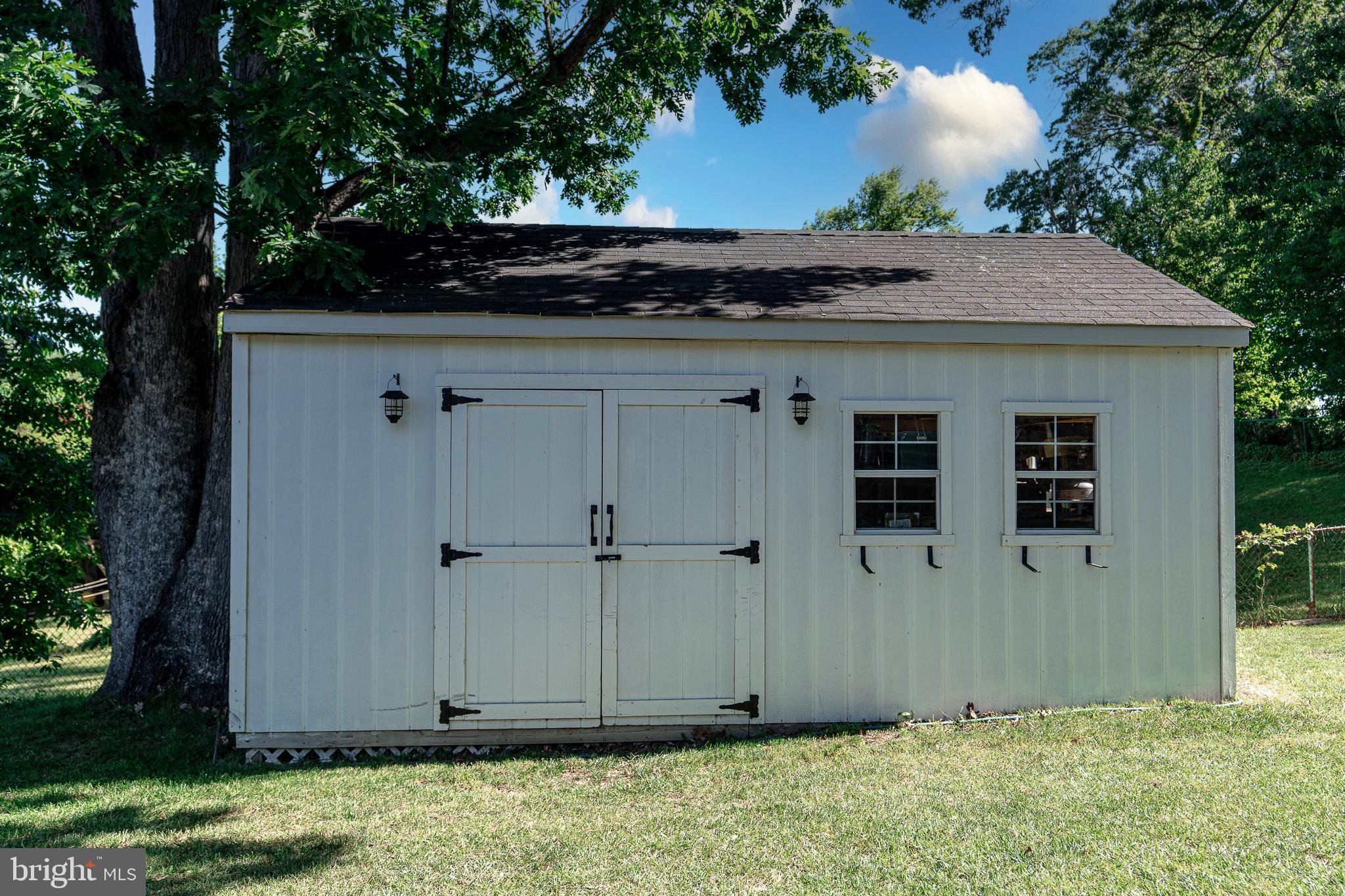 CARNEY GROVE - Residential