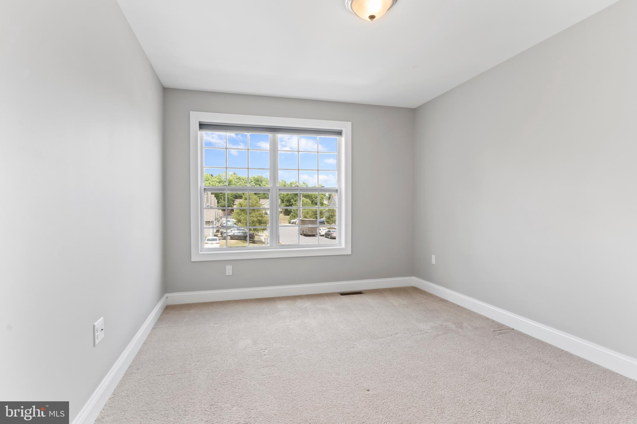 LOCUST RIDGE - Residential