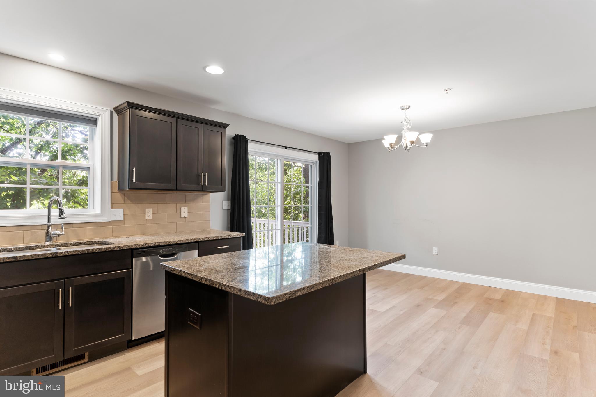 LOCUST RIDGE - Residential