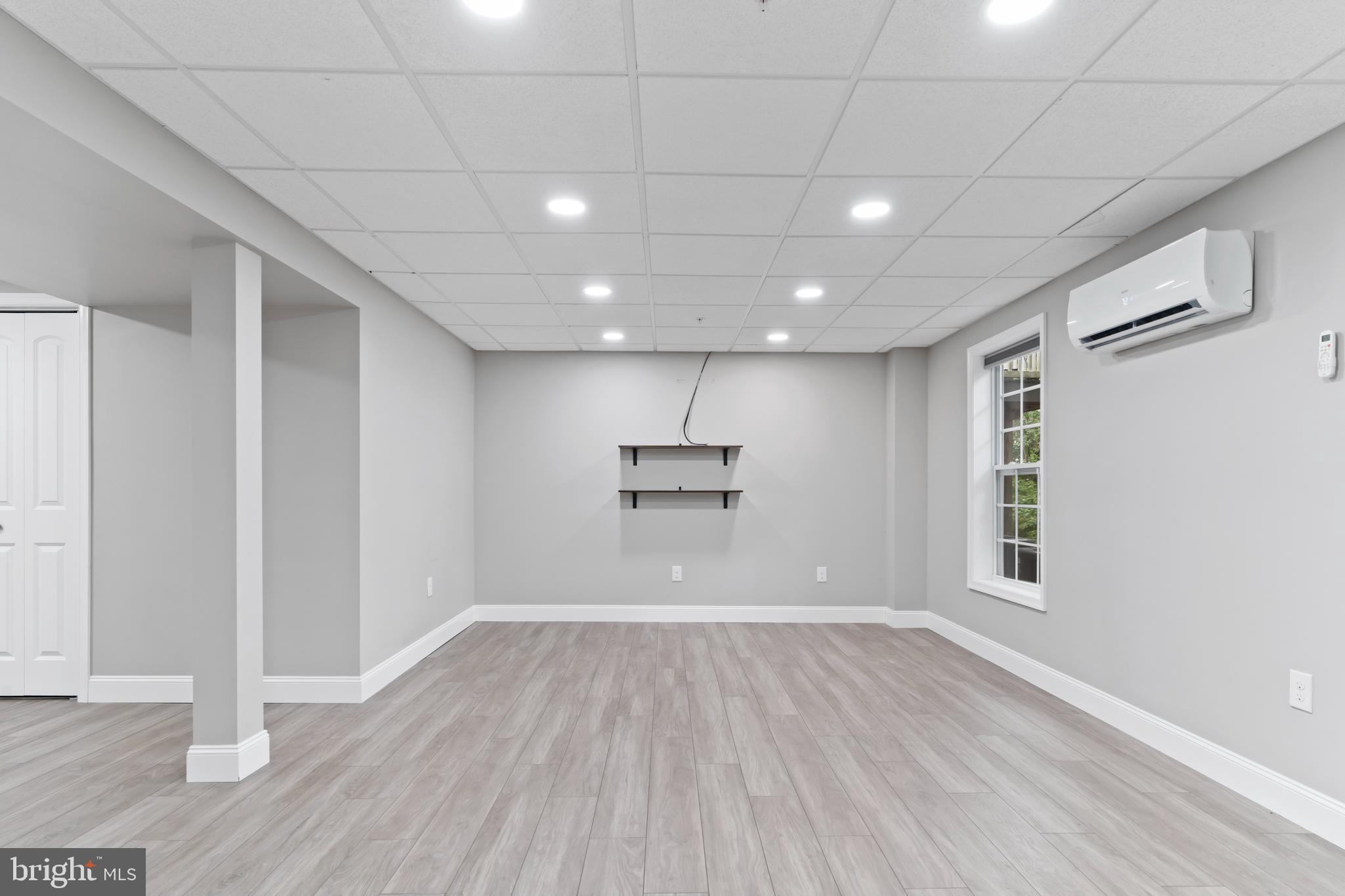 LOCUST RIDGE - Residential