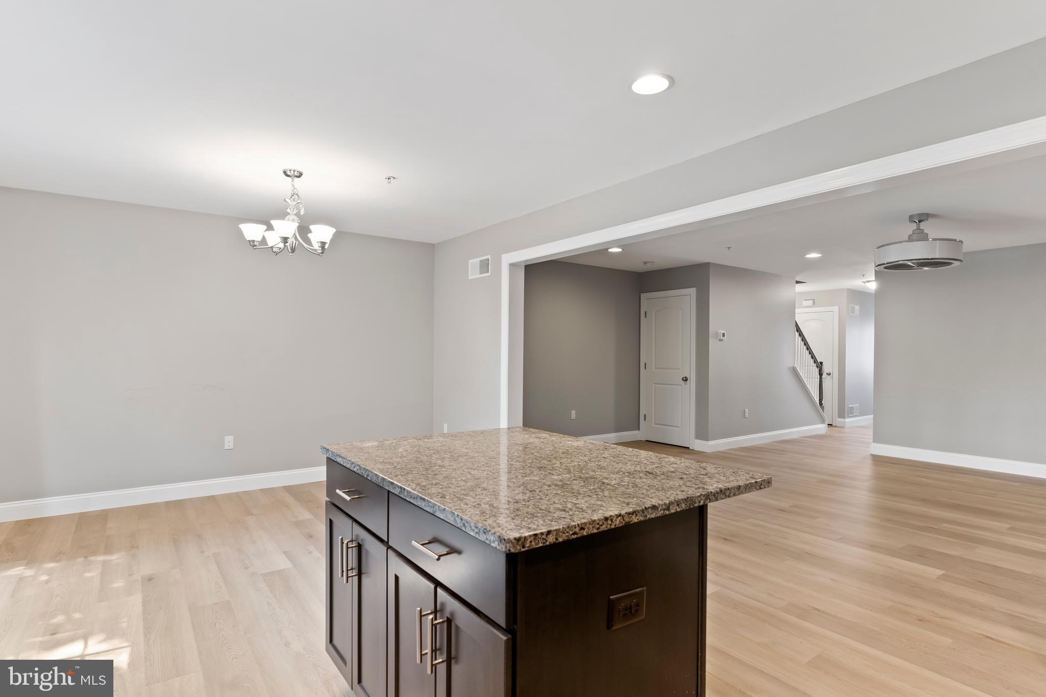 LOCUST RIDGE - Residential