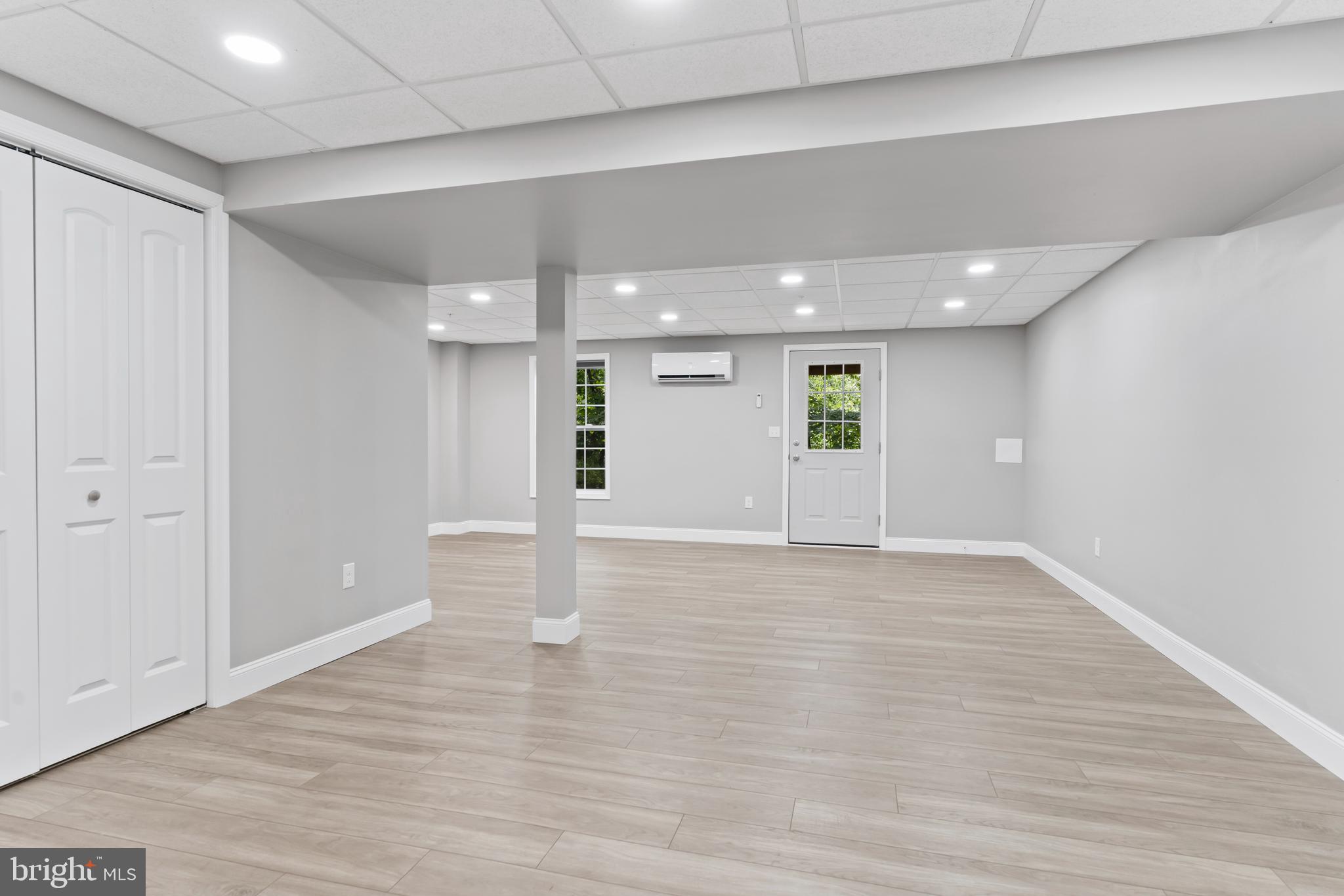 LOCUST RIDGE - Residential