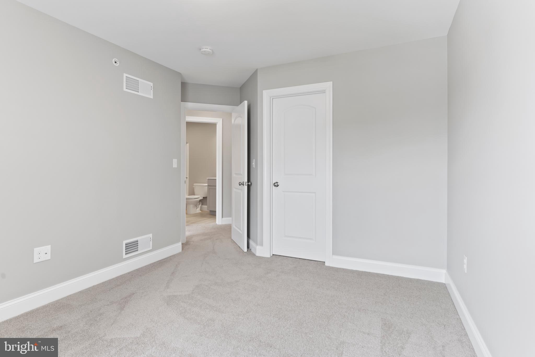 LOCUST RIDGE - Residential