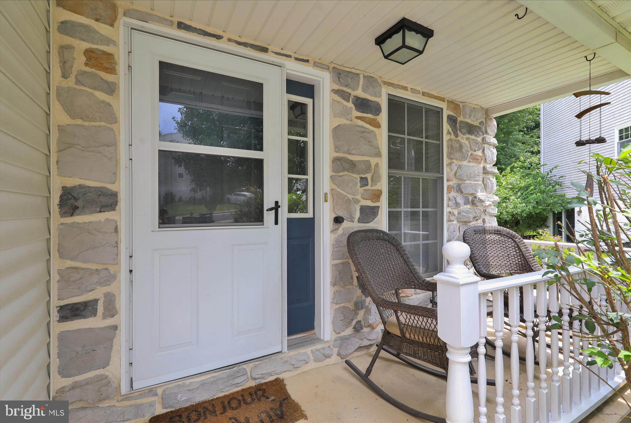 Open House Sunday, June 21st 1pm - 3pm! Come have a coffee and doughnut with Dad as you tour this move in ready home! This lovely home has 3 bedrooms and 3 bathrooms! Located in Lititz within walking distance of restaurants, shops, entertainment, downtown Lititz and so much more! New roof installed in 2020. Partially fenced in yard. Lush landscaping. Freshly painted, new smoke and carbon monoxide detectors. All new appliances in 2019.
