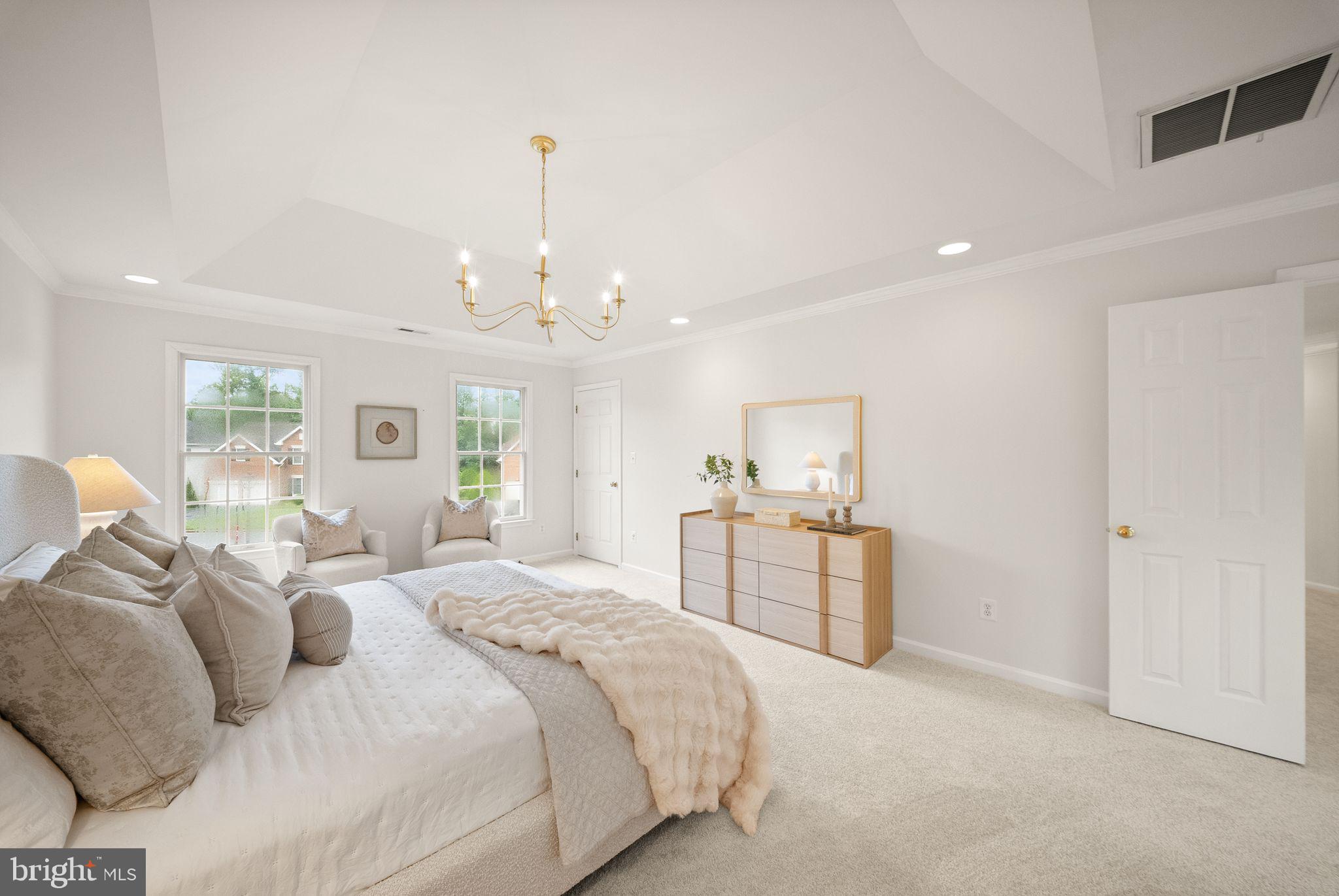 FAIR OAKS HUNT - Residential