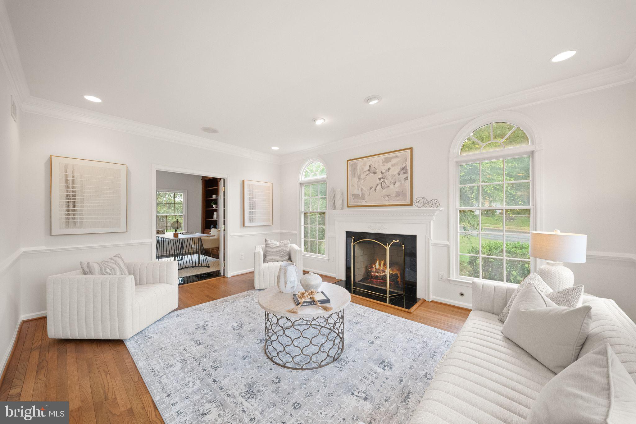 FAIR OAKS HUNT - Residential