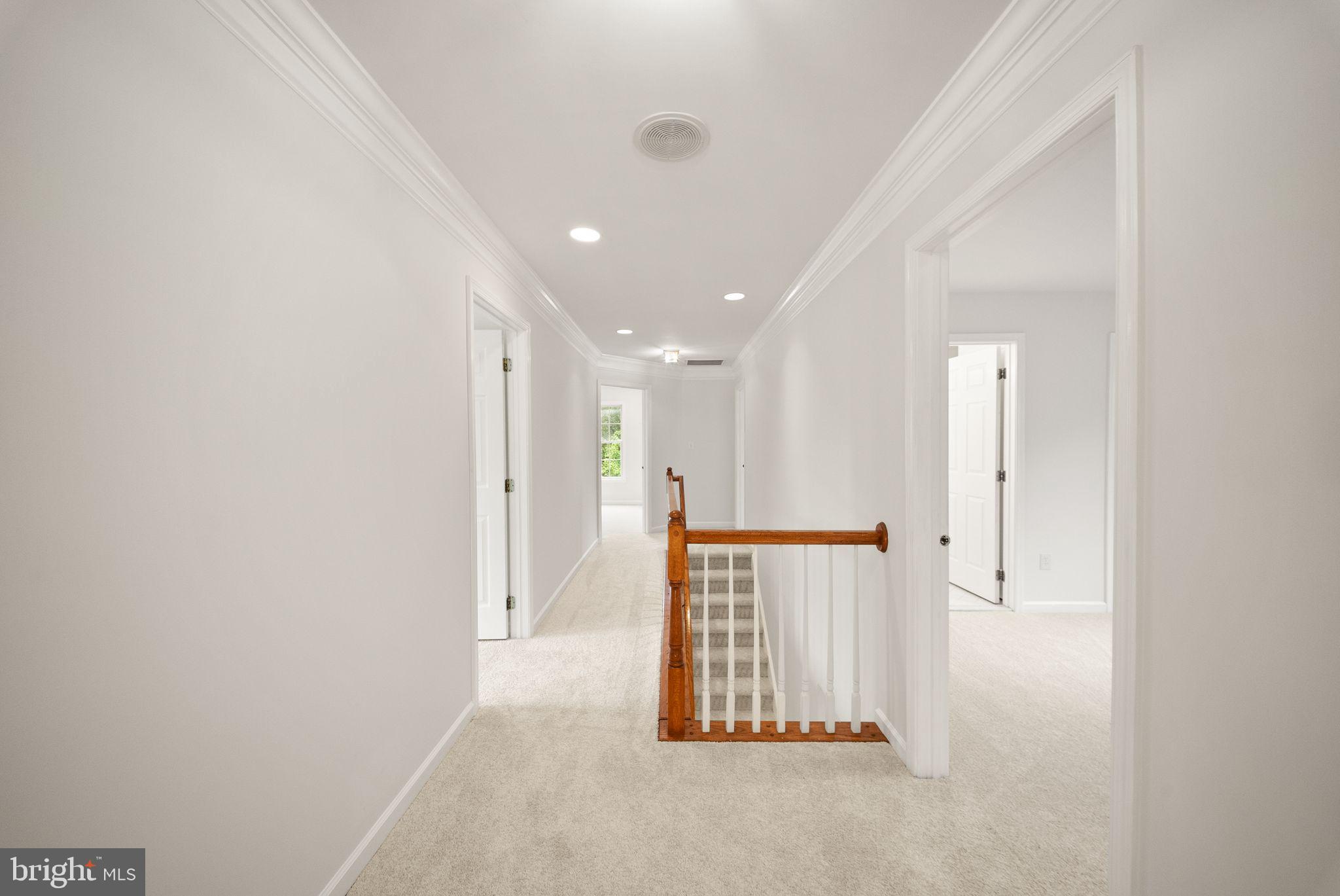FAIR OAKS HUNT - Residential