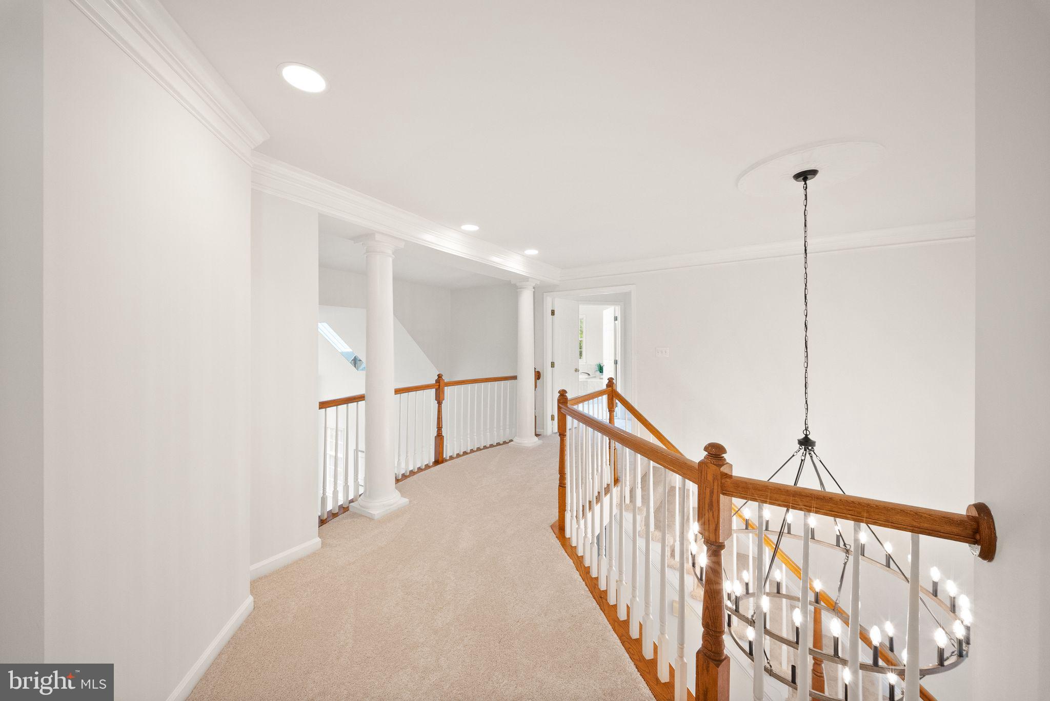 FAIR OAKS HUNT - Residential