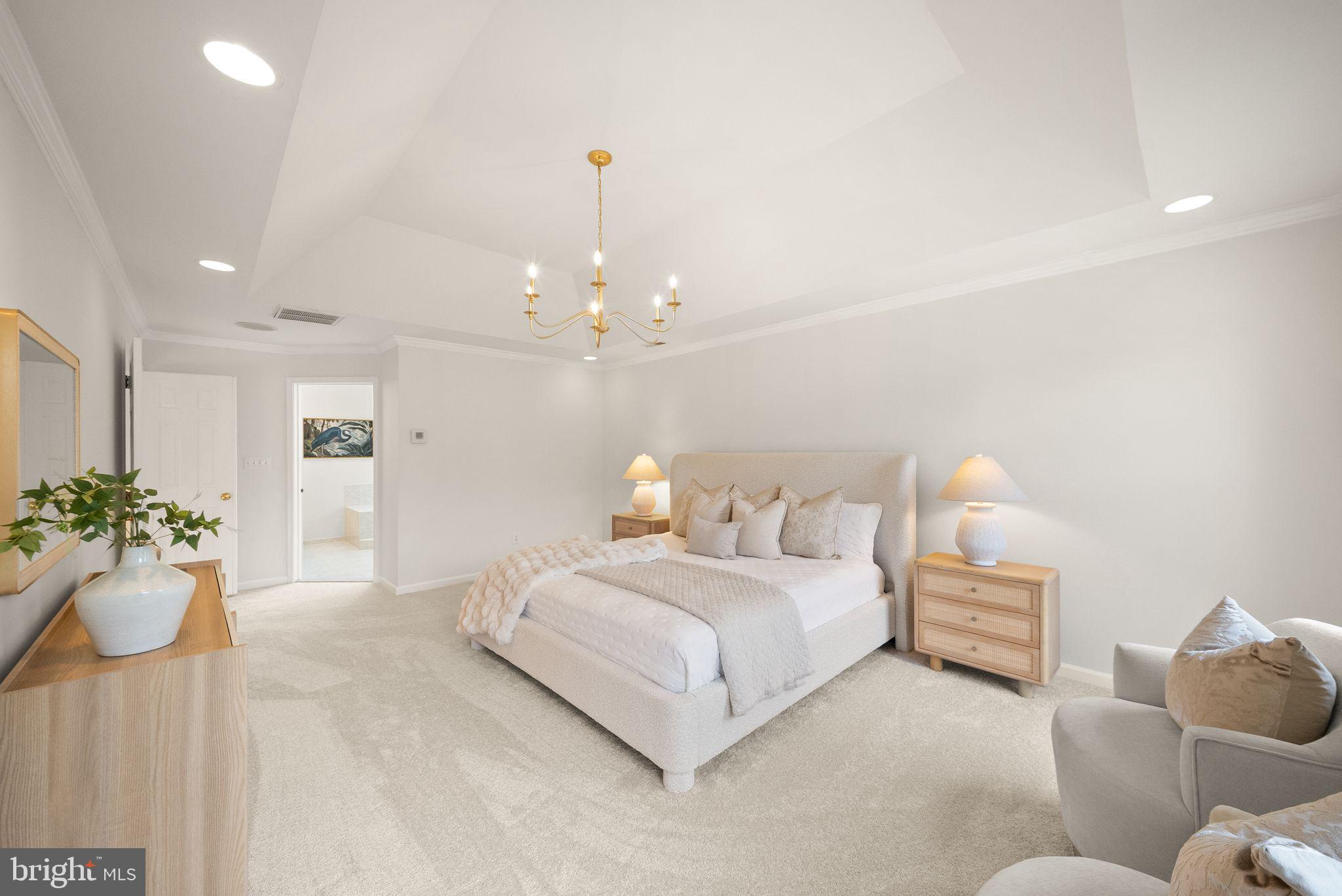 FAIR OAKS HUNT - Residential