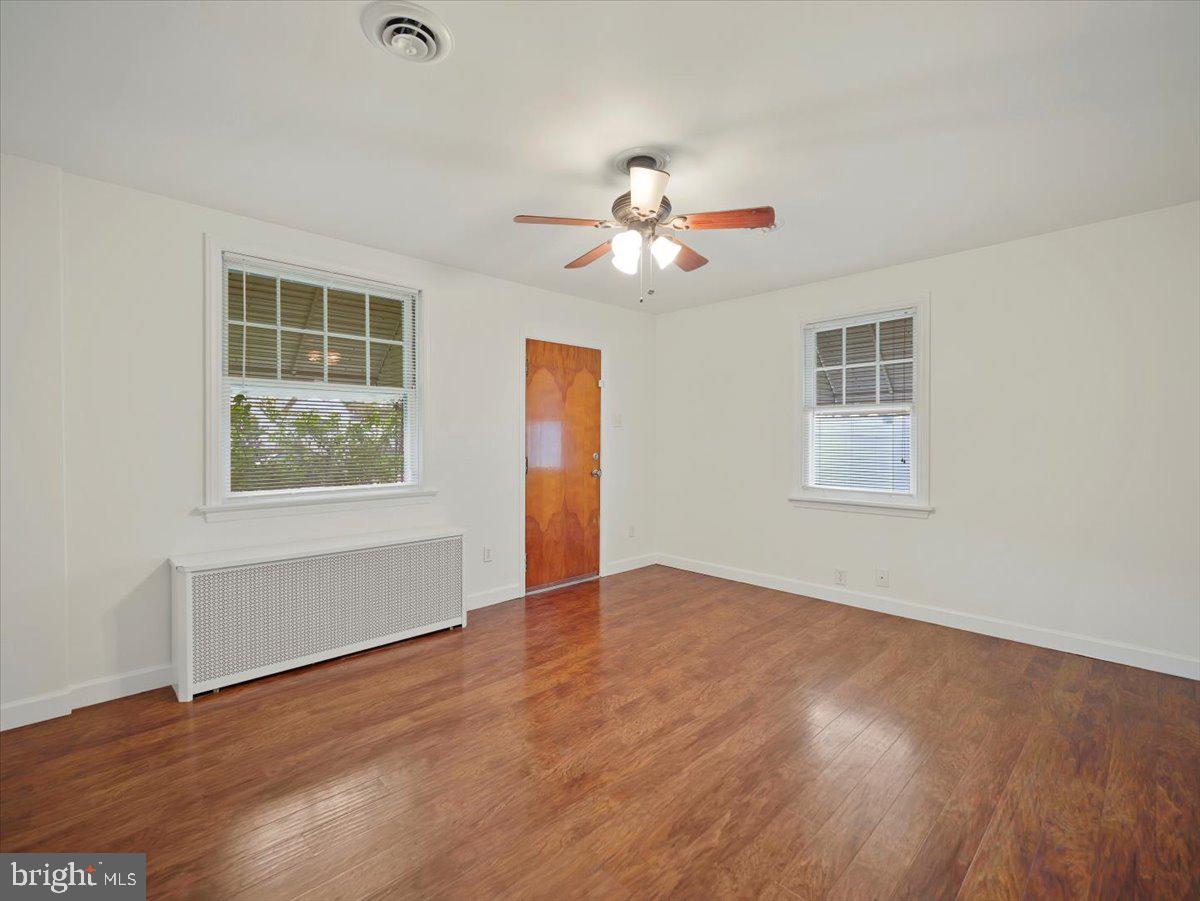HAGERSTOWN - Residential