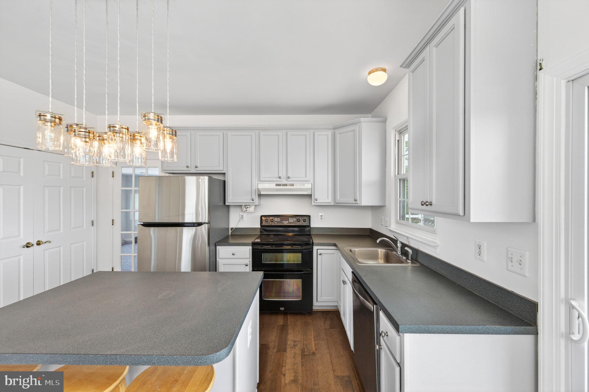 SPRING VALLEY ESTATES - Residential