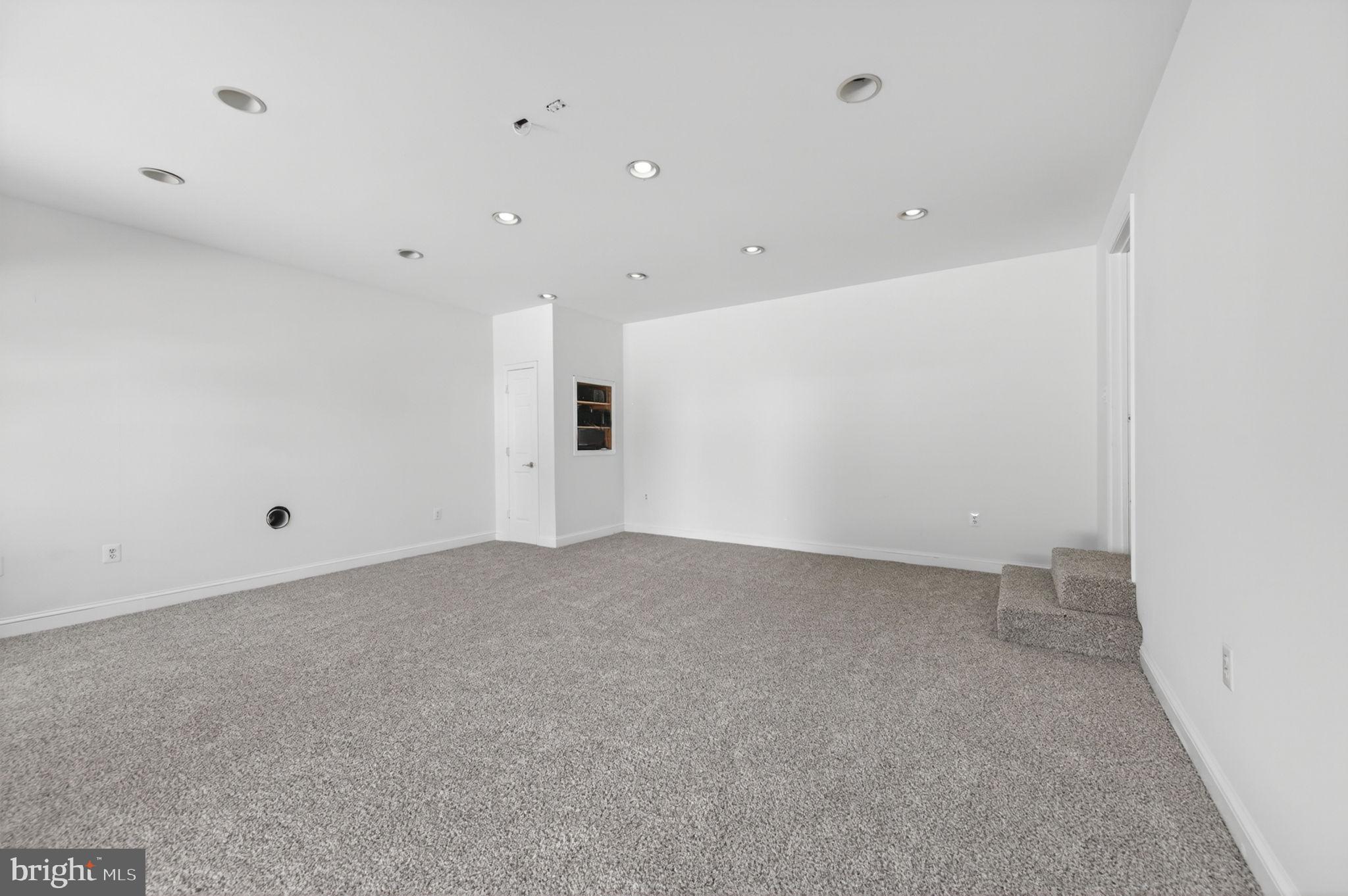 SPRING VALLEY ESTATES - Residential