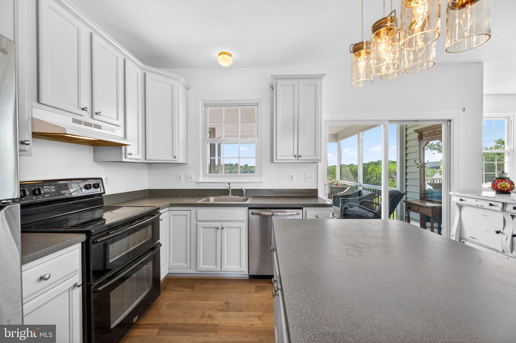 SPRING VALLEY ESTATES - Residential