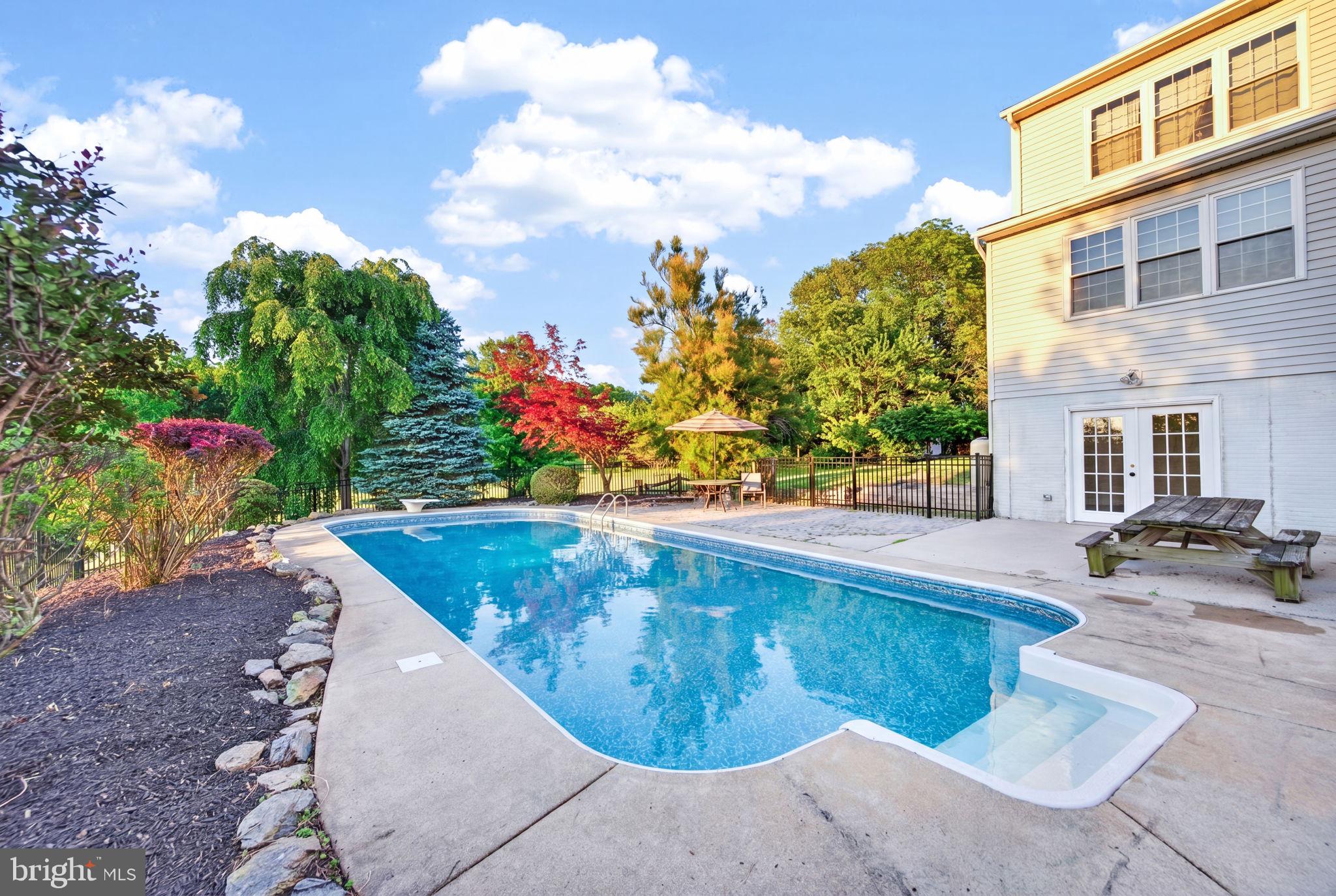 SPRING VALLEY ESTATES - Residential