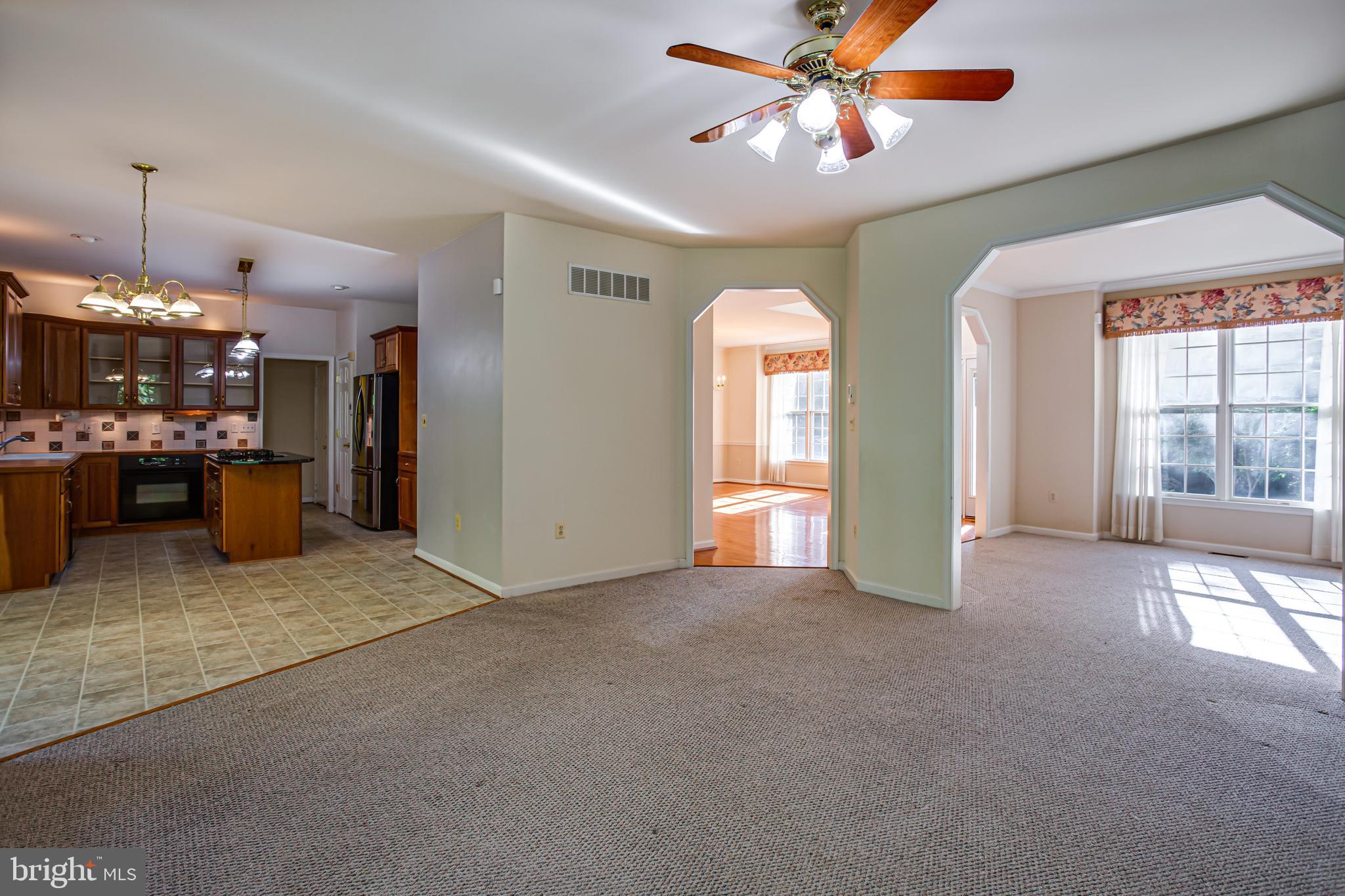 MEADOWBROOK - Residential