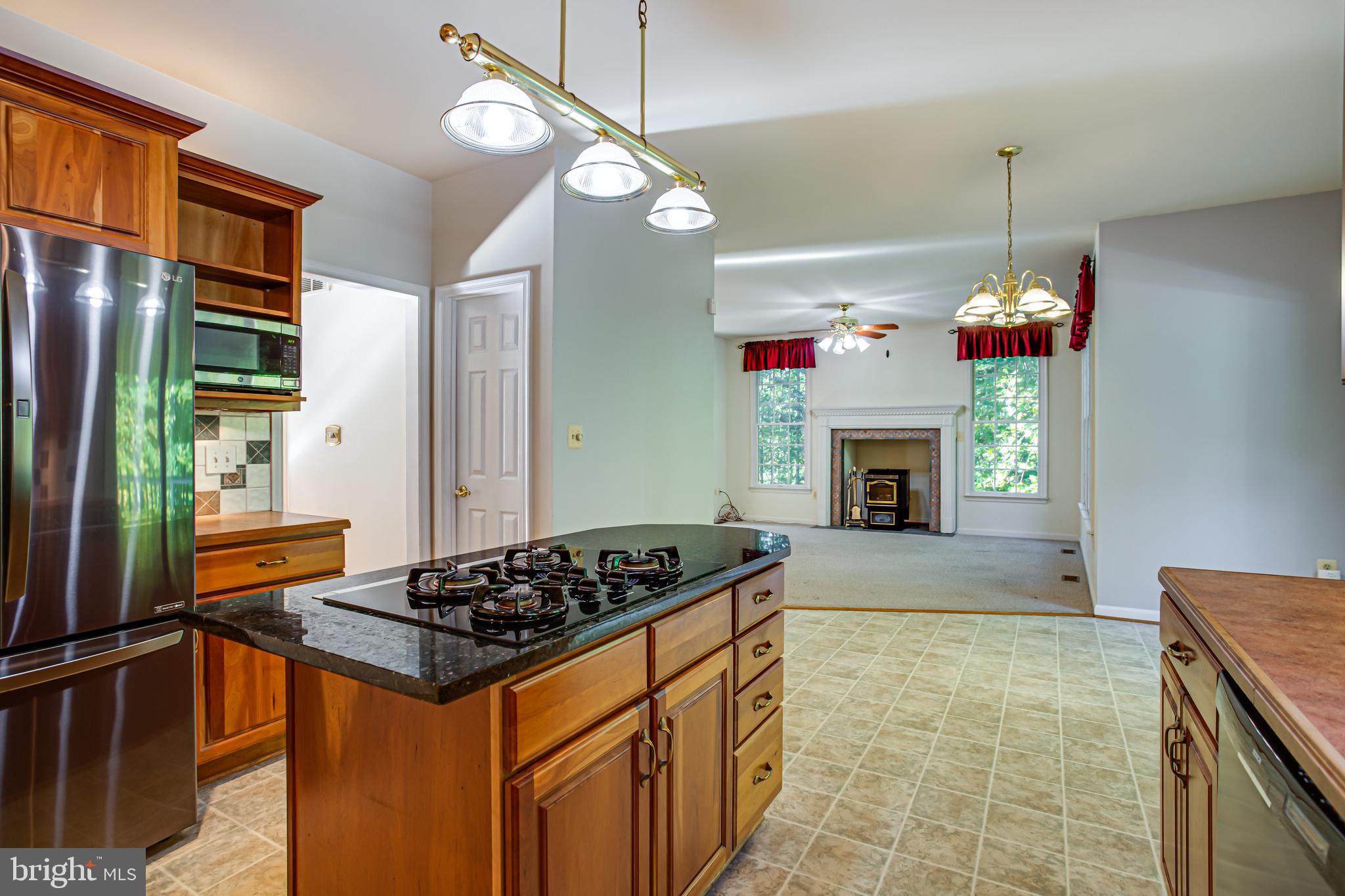 MEADOWBROOK - Residential
