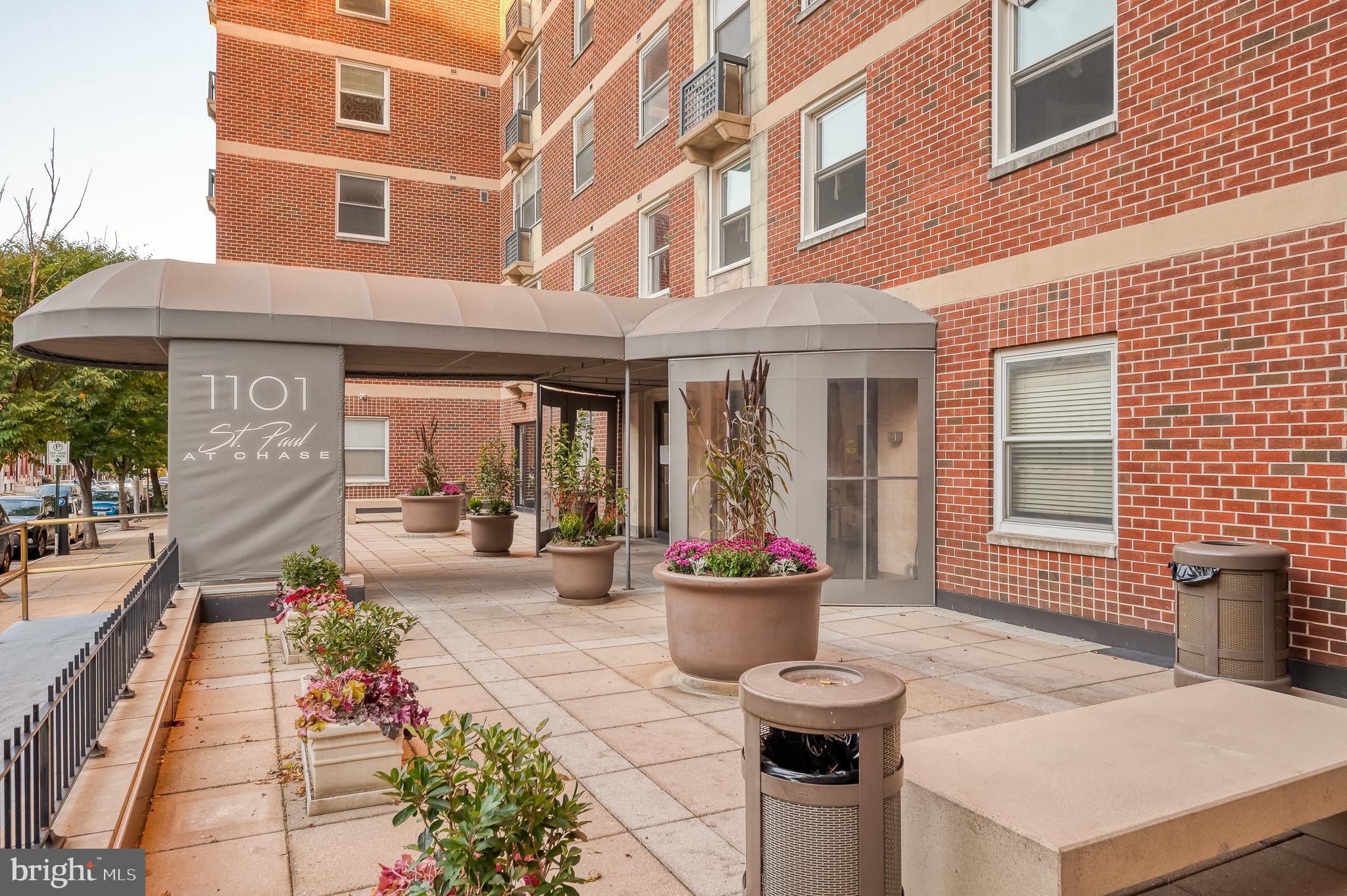 ST. PAUL AT CHASE - Residential