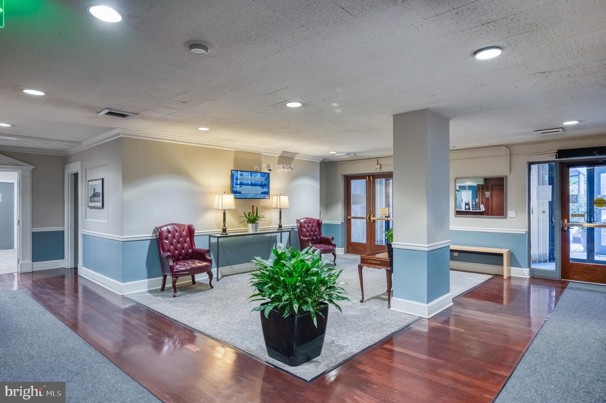 ST. PAUL AT CHASE - Residential