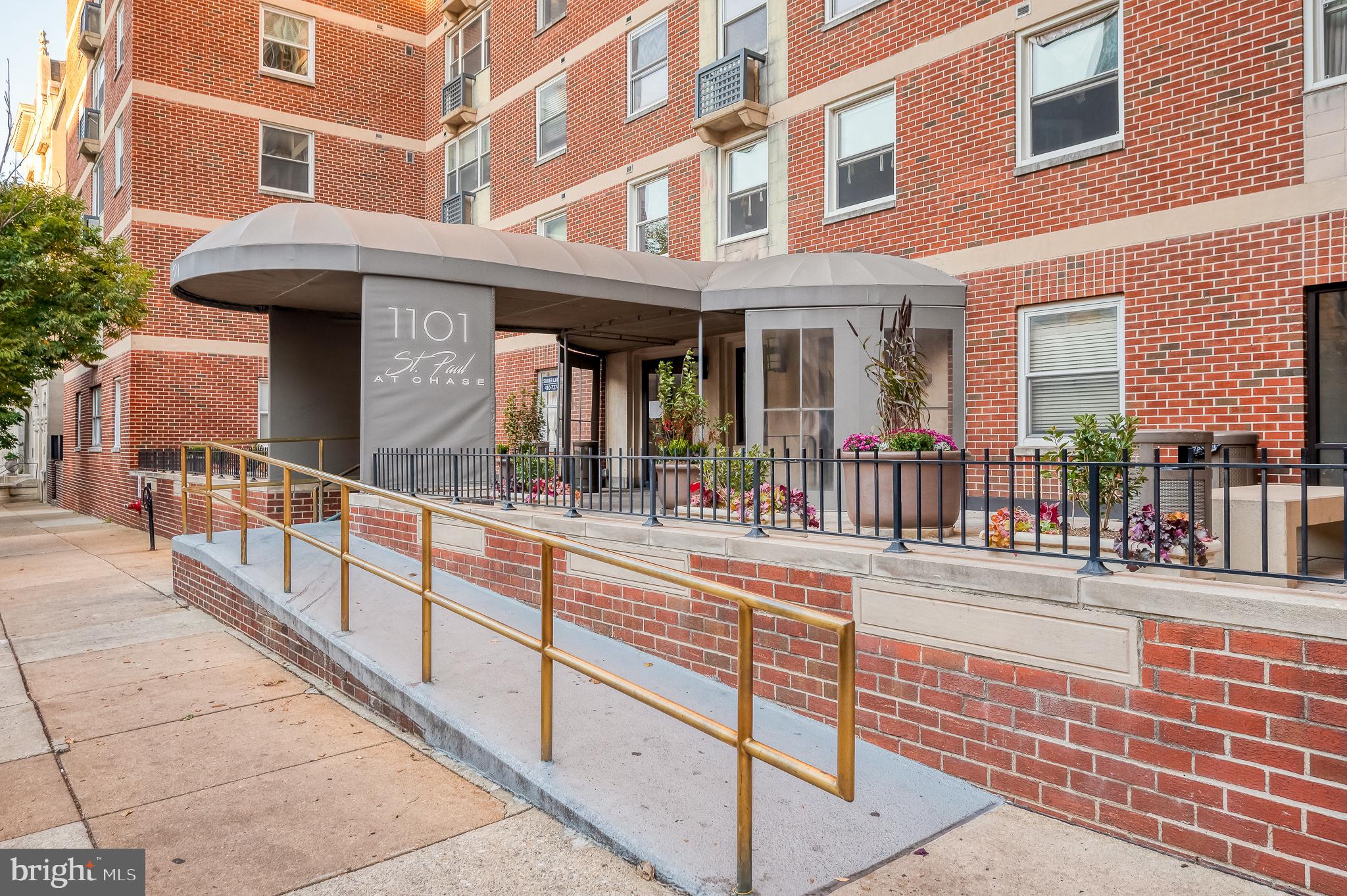 ST. PAUL AT CHASE - Residential