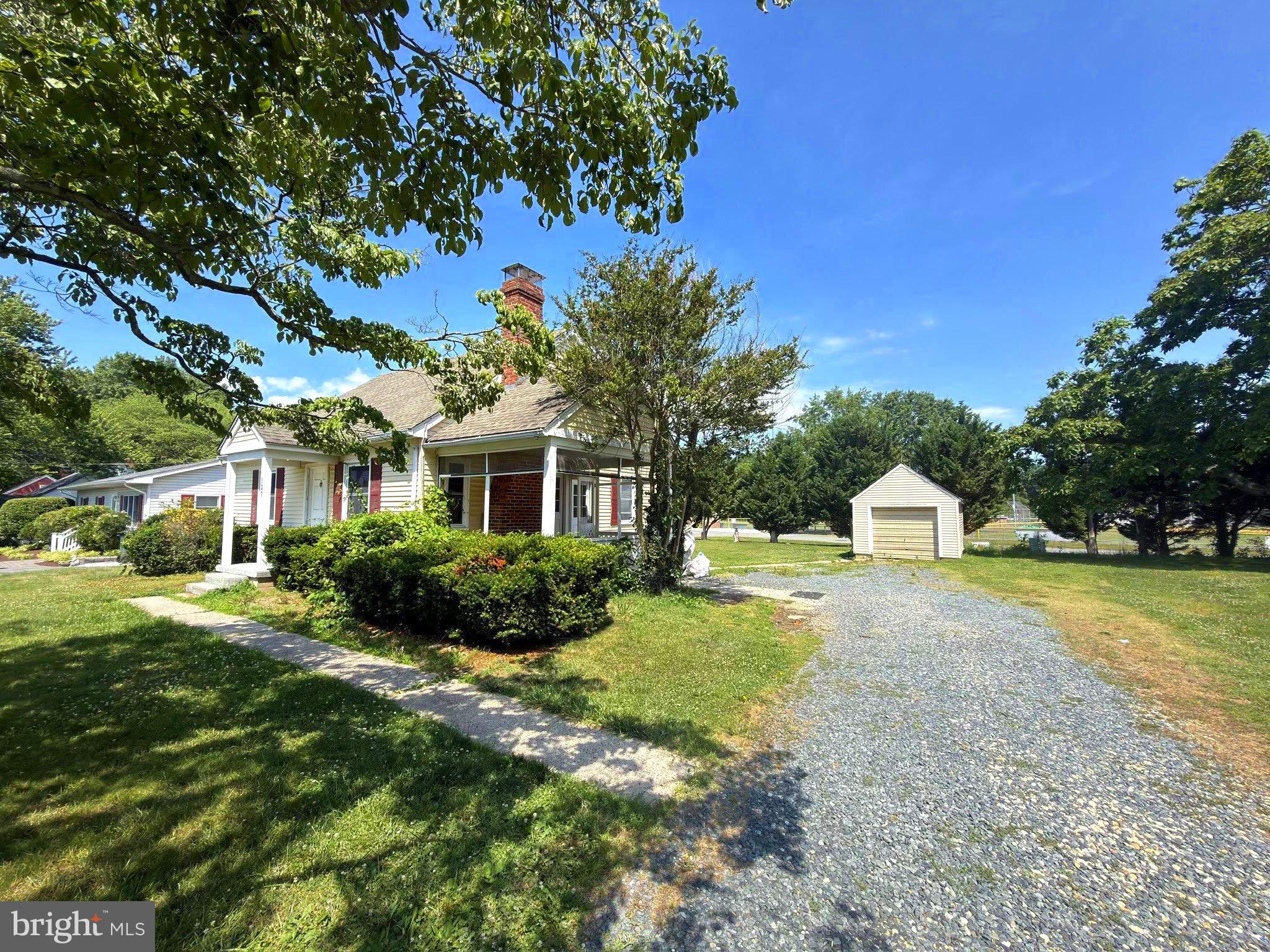 EASTON - Residential