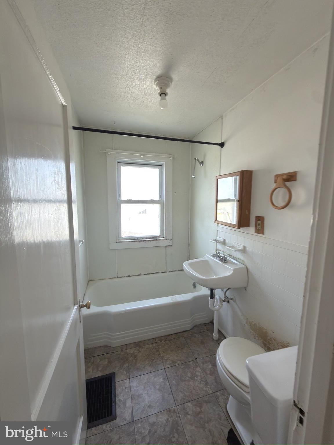 EASTON - Residential