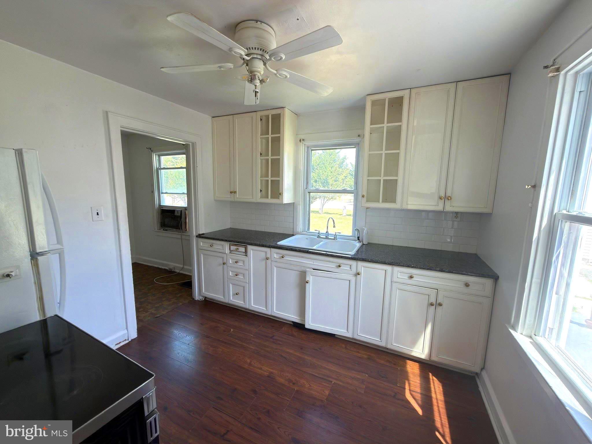 EASTON - Residential
