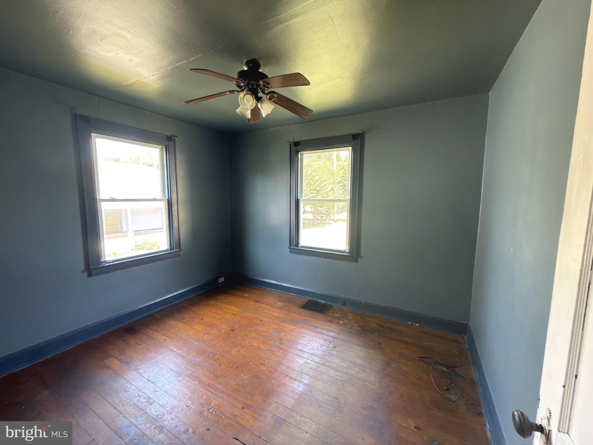 EASTON - Residential