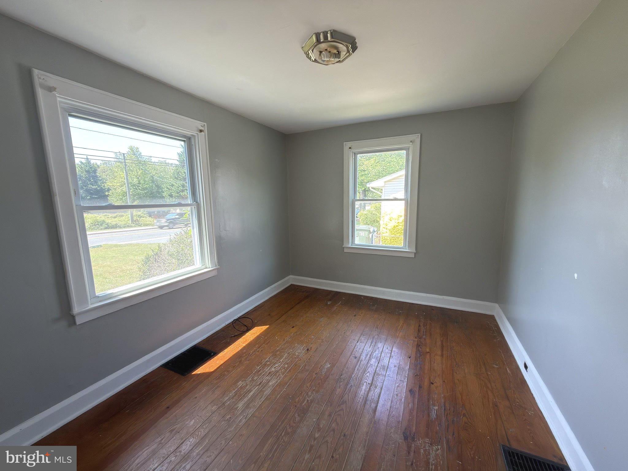 EASTON - Residential