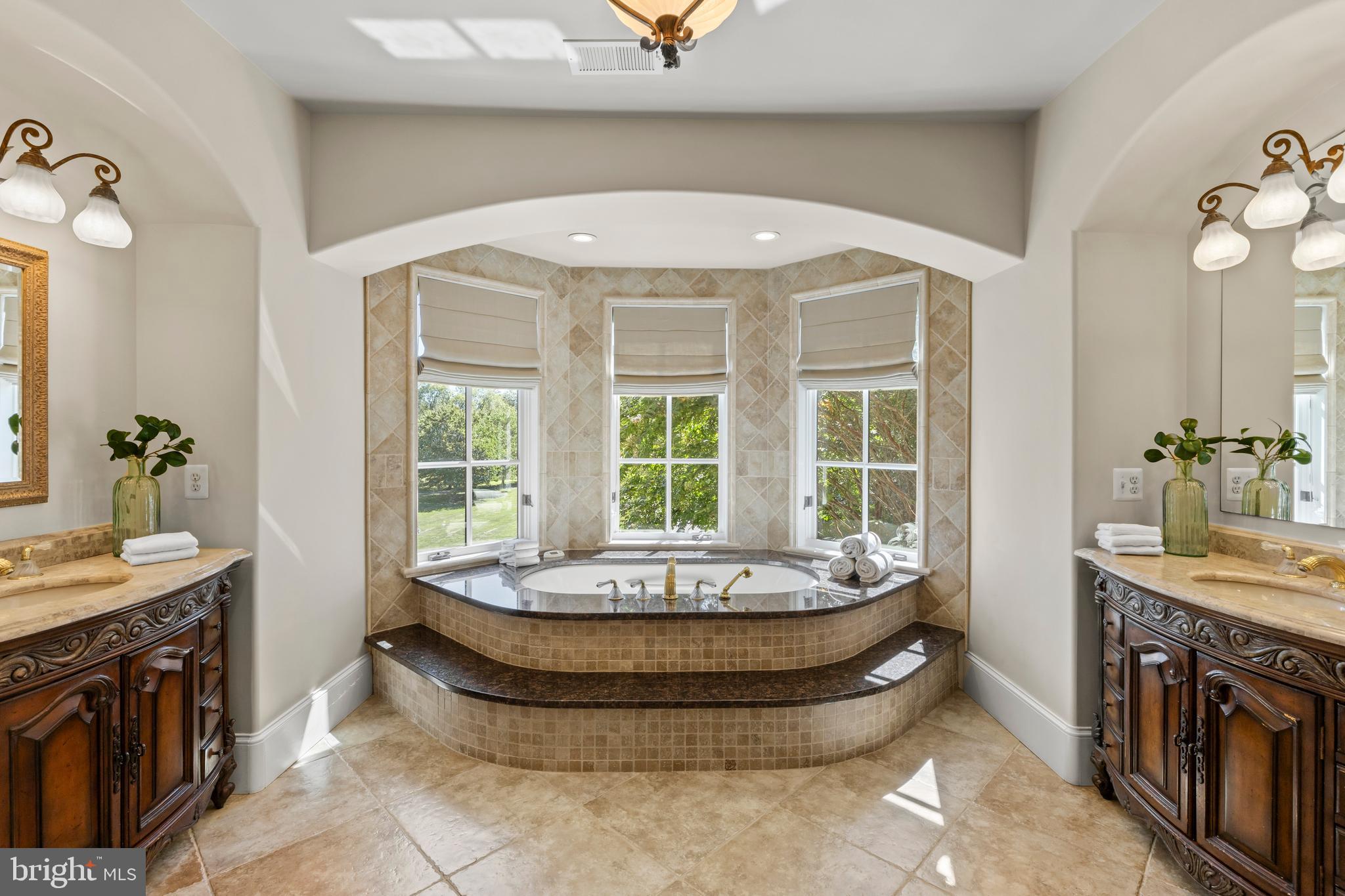 BYWATER ESTATES - Residential