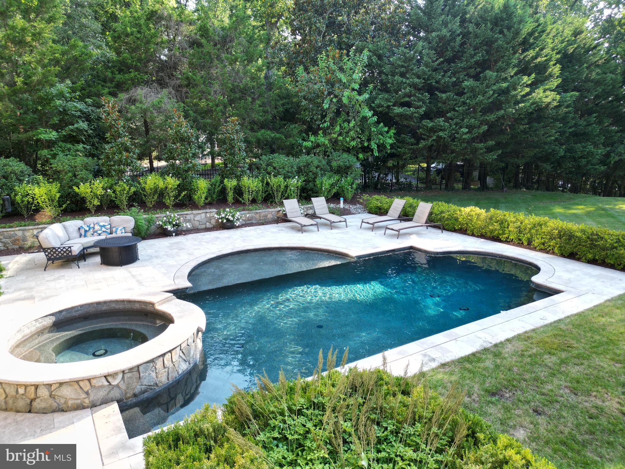 BYWATER ESTATES - Residential