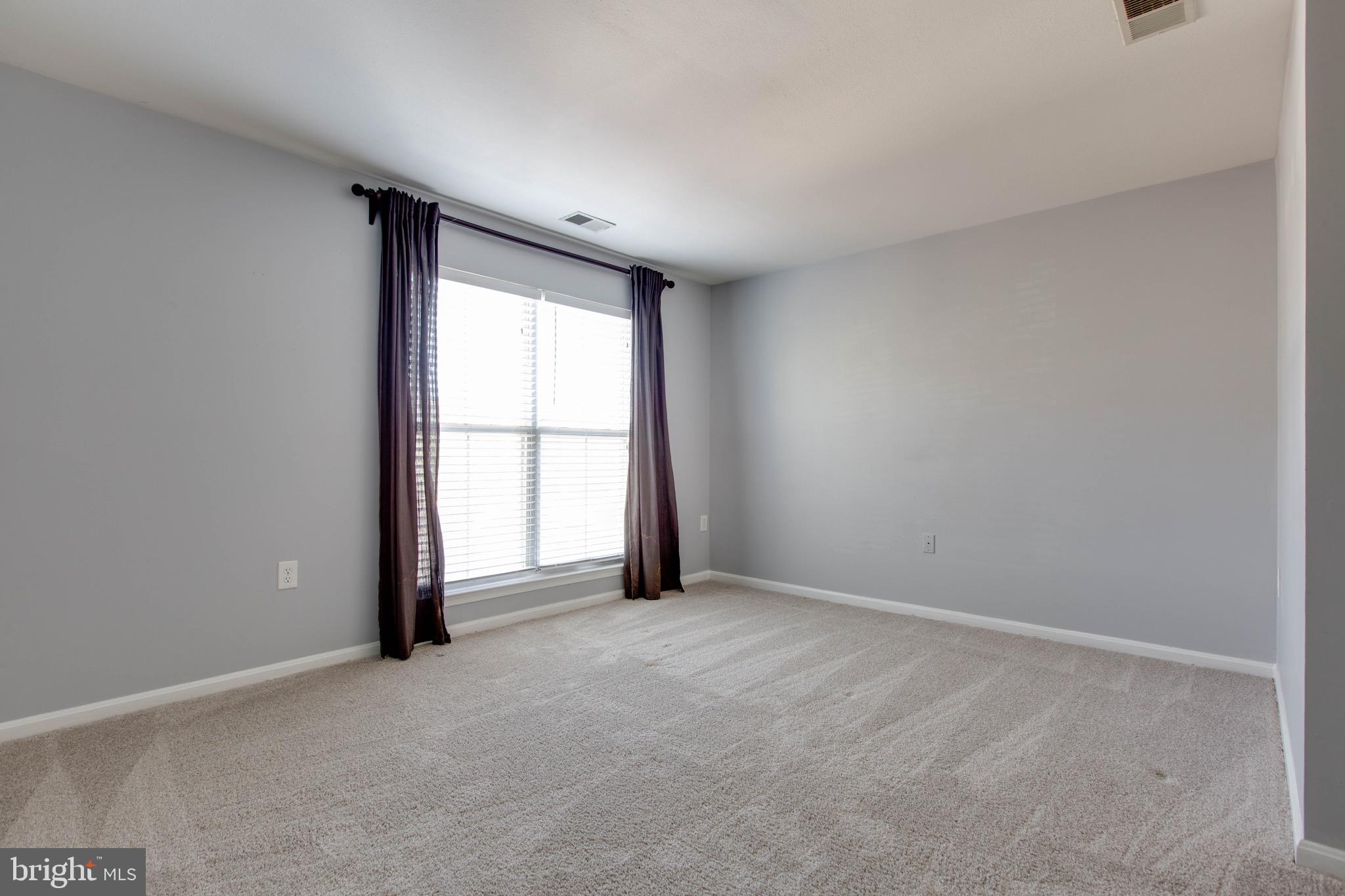 RUSSETT - Residential Lease