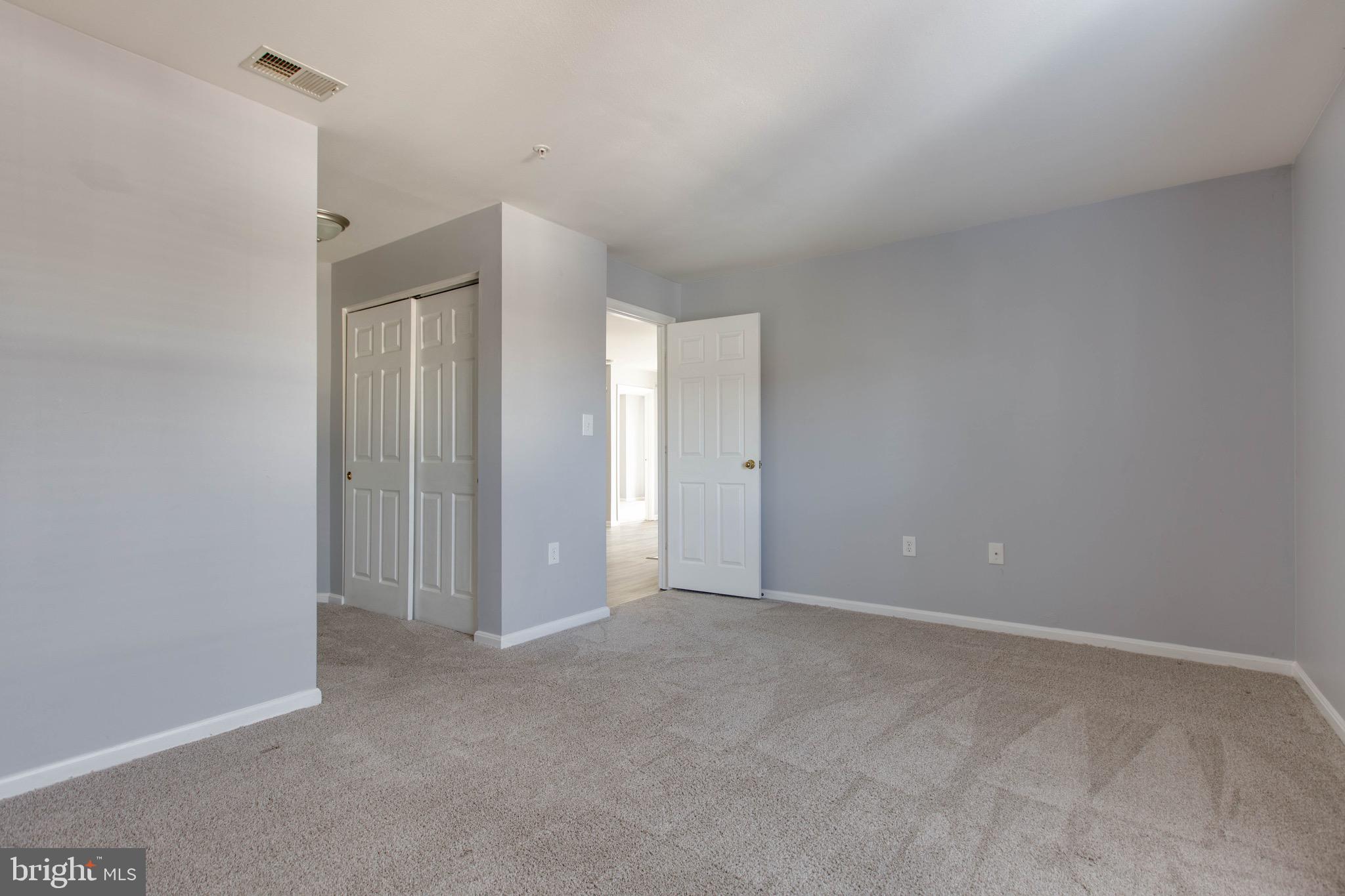 RUSSETT - Residential Lease