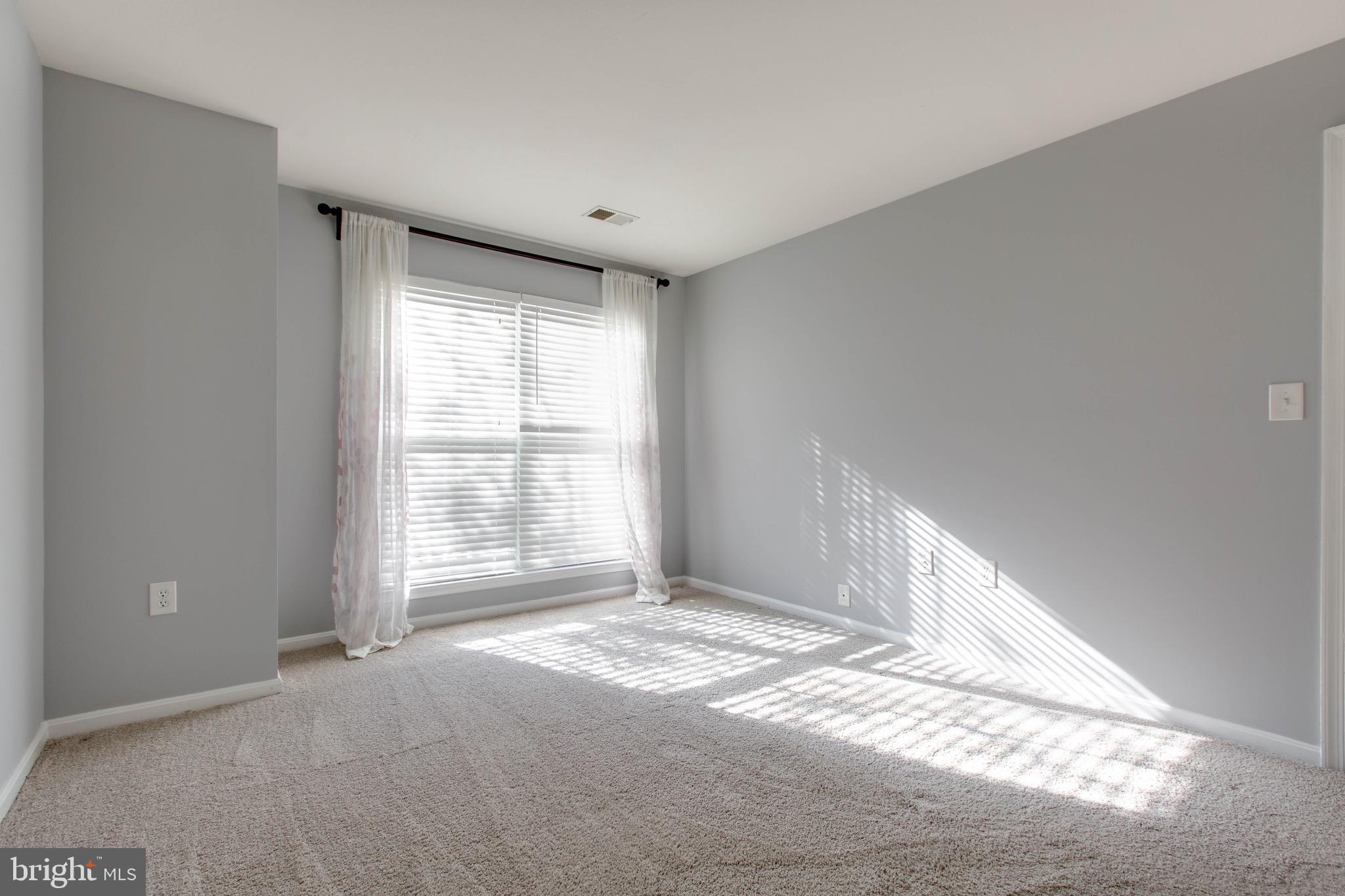 RUSSETT - Residential Lease