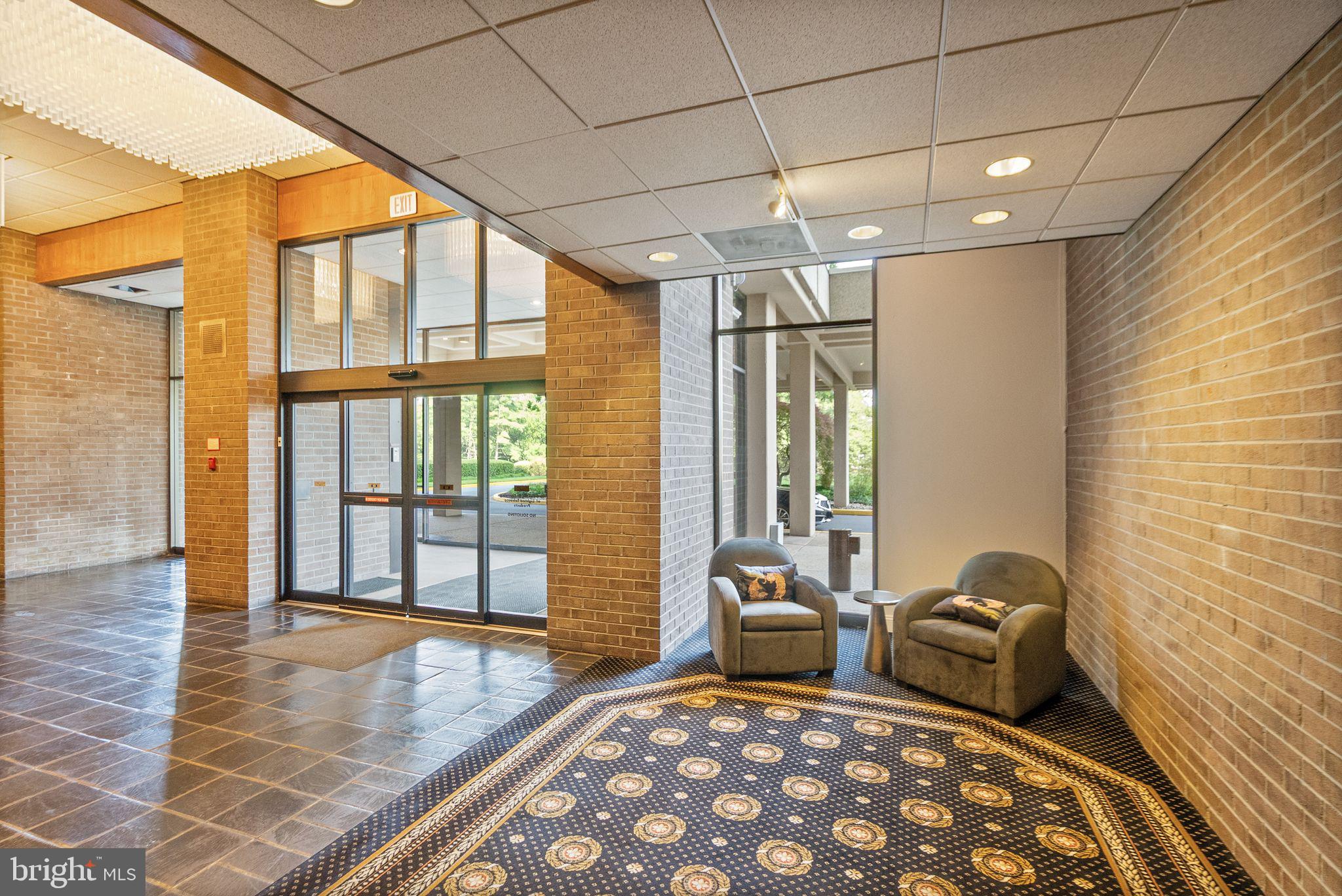 REGENCY AT MCLEAN - Residential