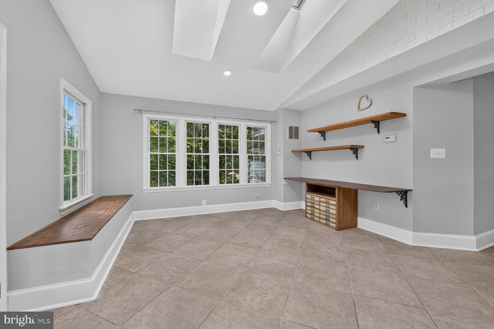WINDSTONE - Residential