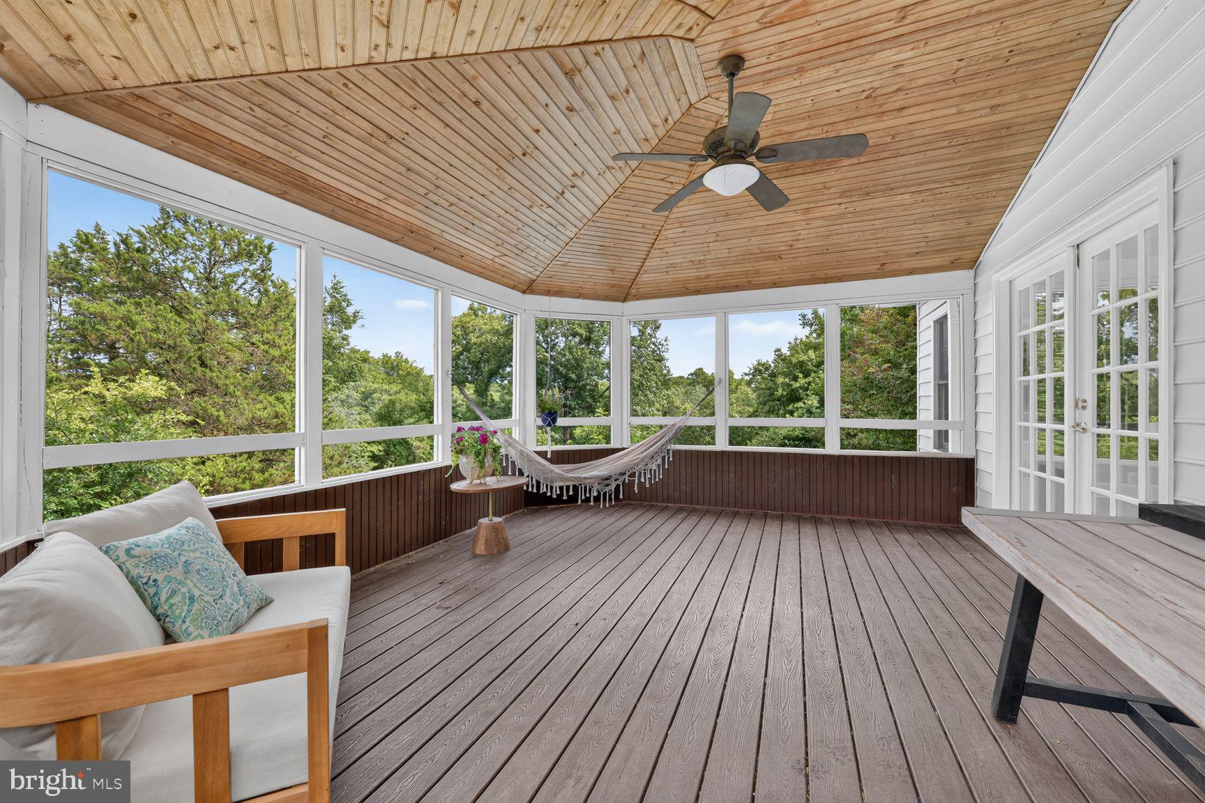 WINDSTONE - Residential