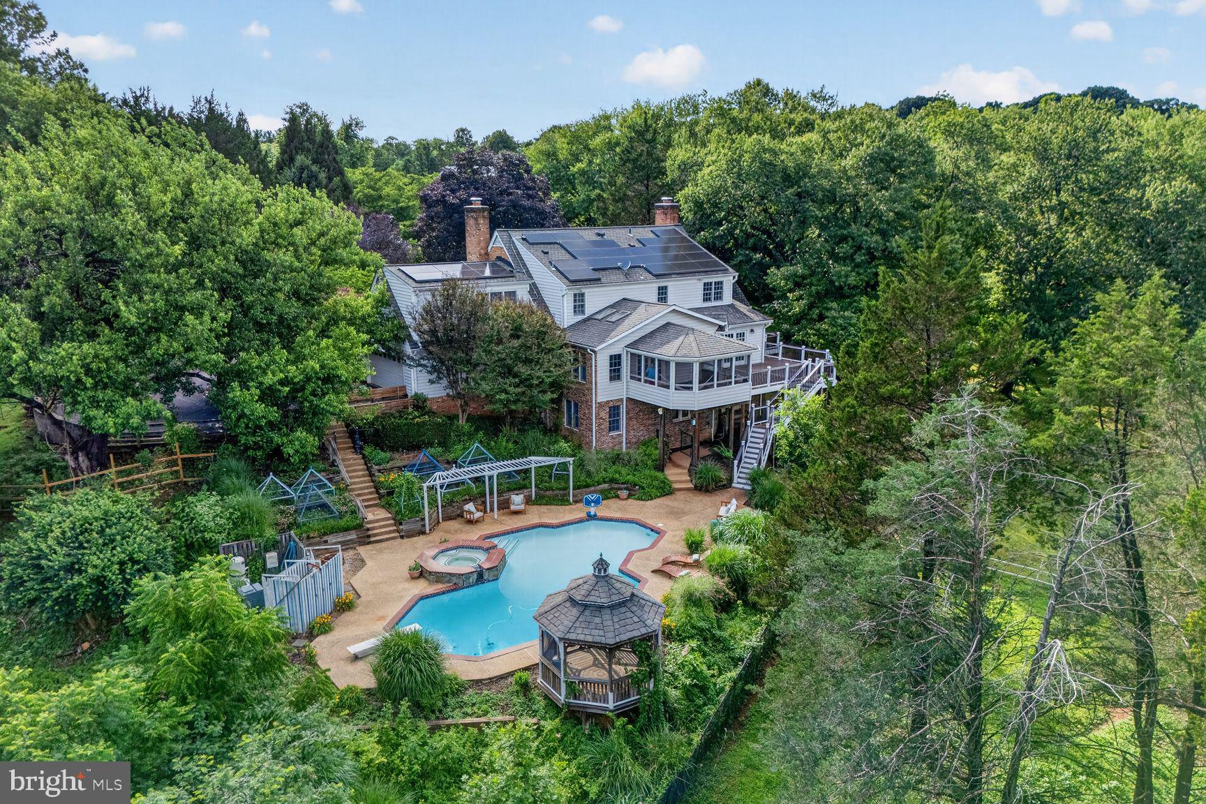 WINDSTONE - Residential