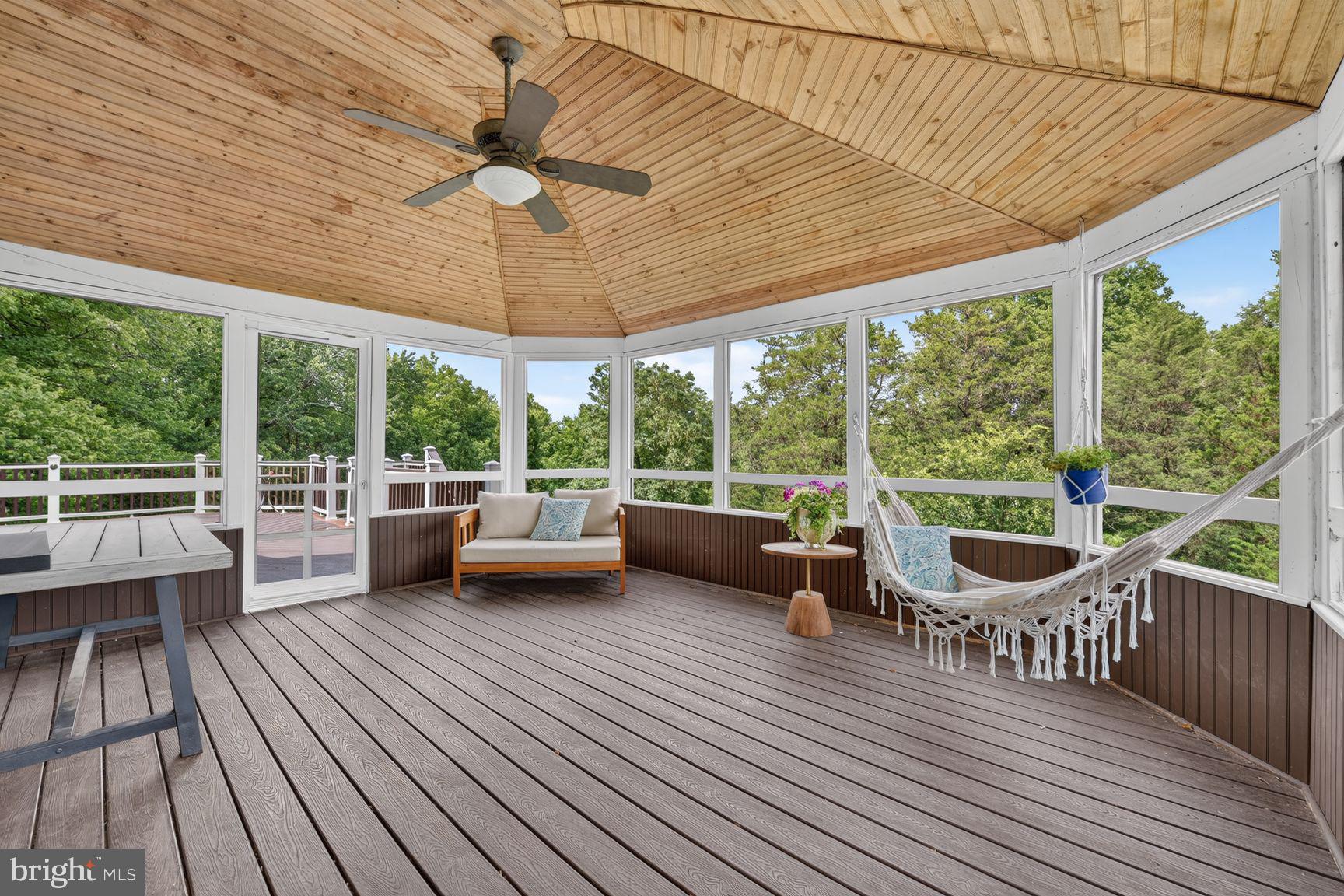 WINDSTONE - Residential
