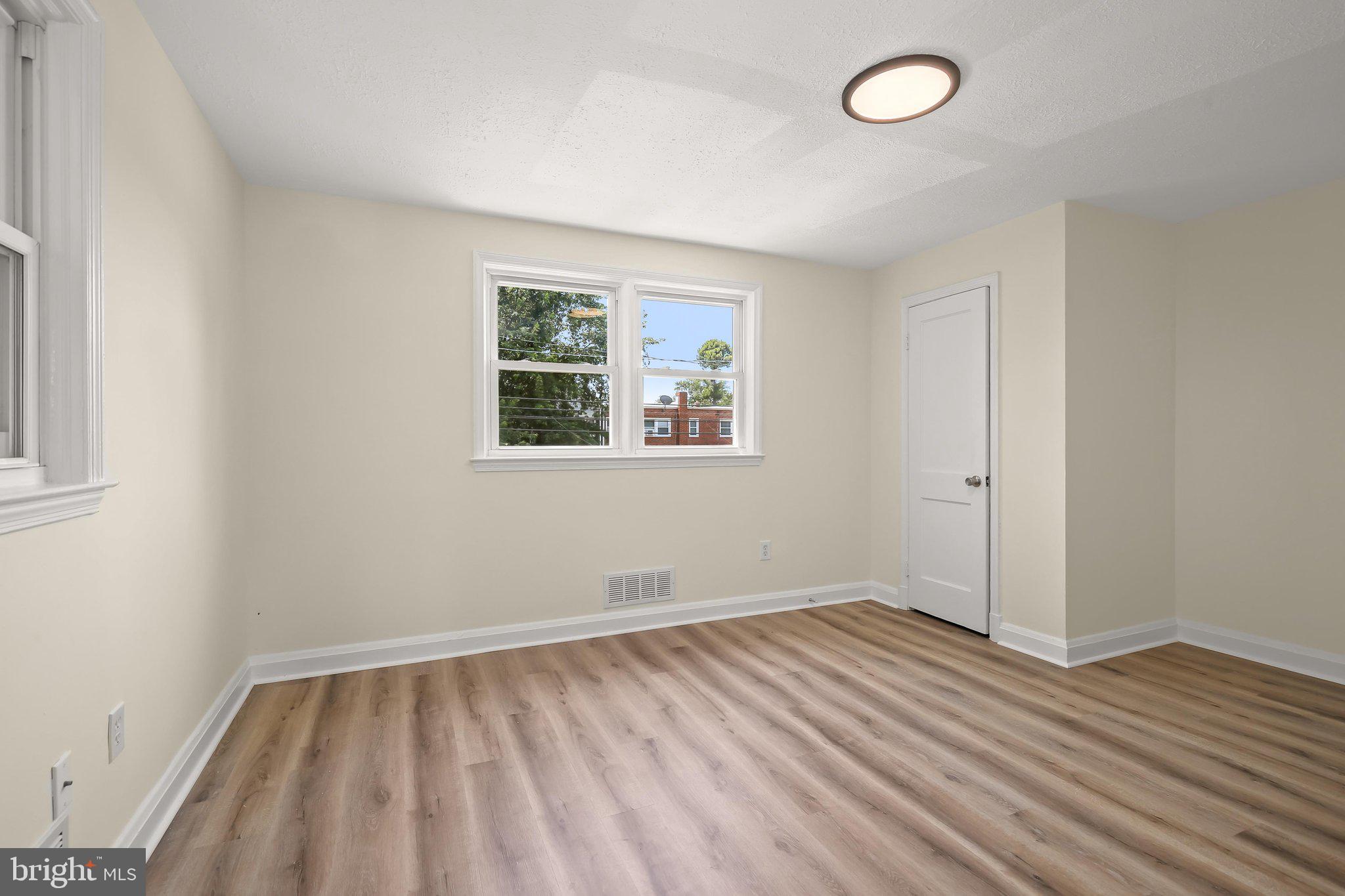 PARKSIDE - Residential