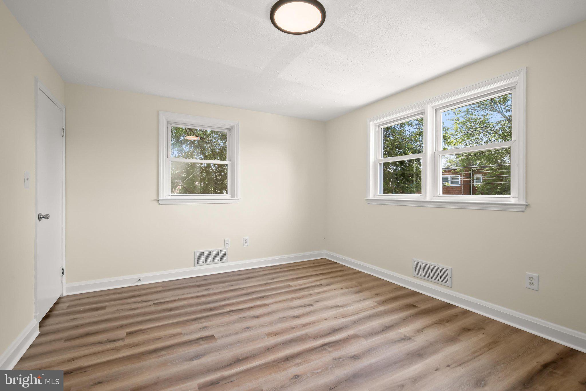 PARKSIDE - Residential