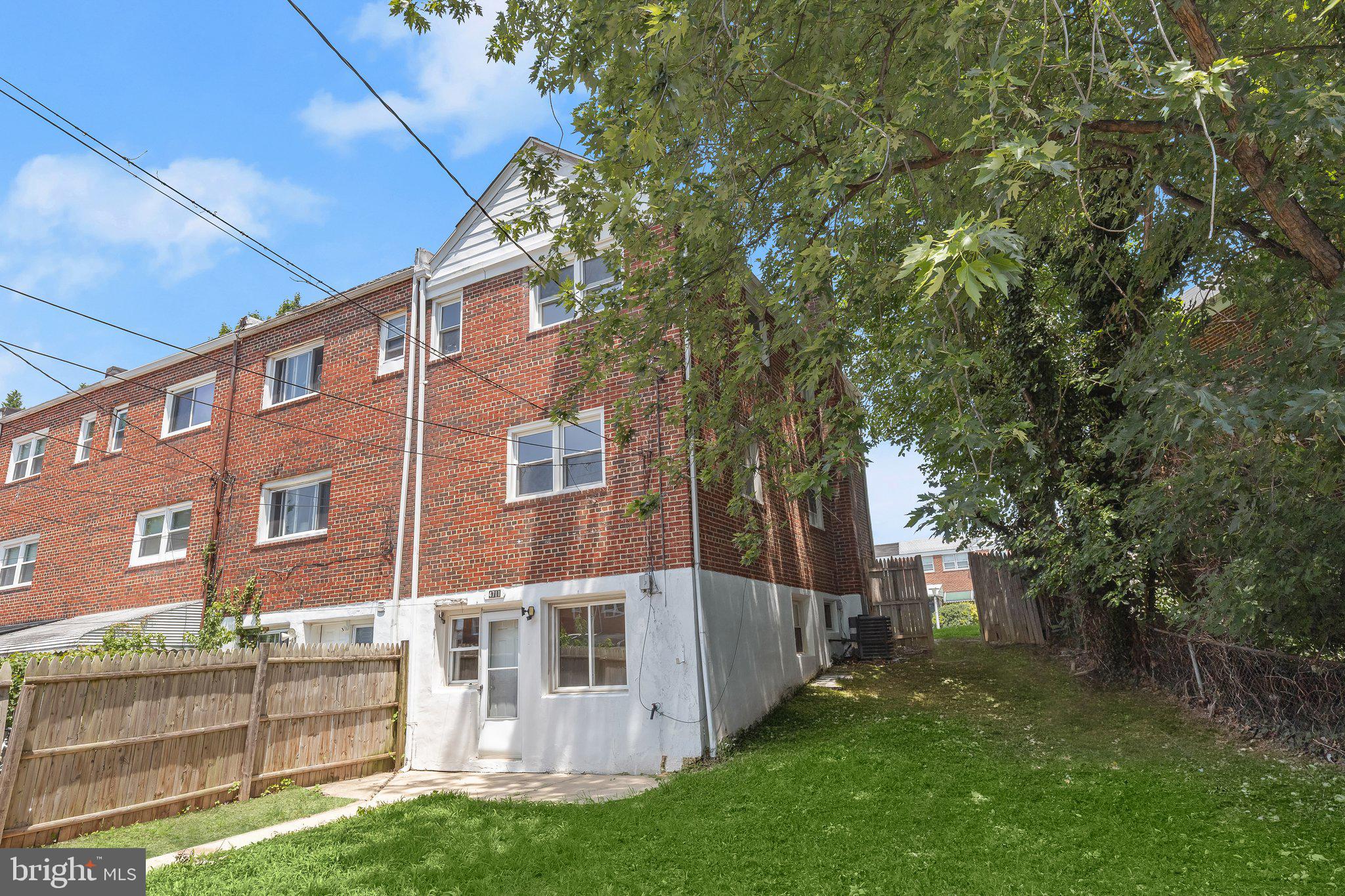 PARKSIDE - Residential