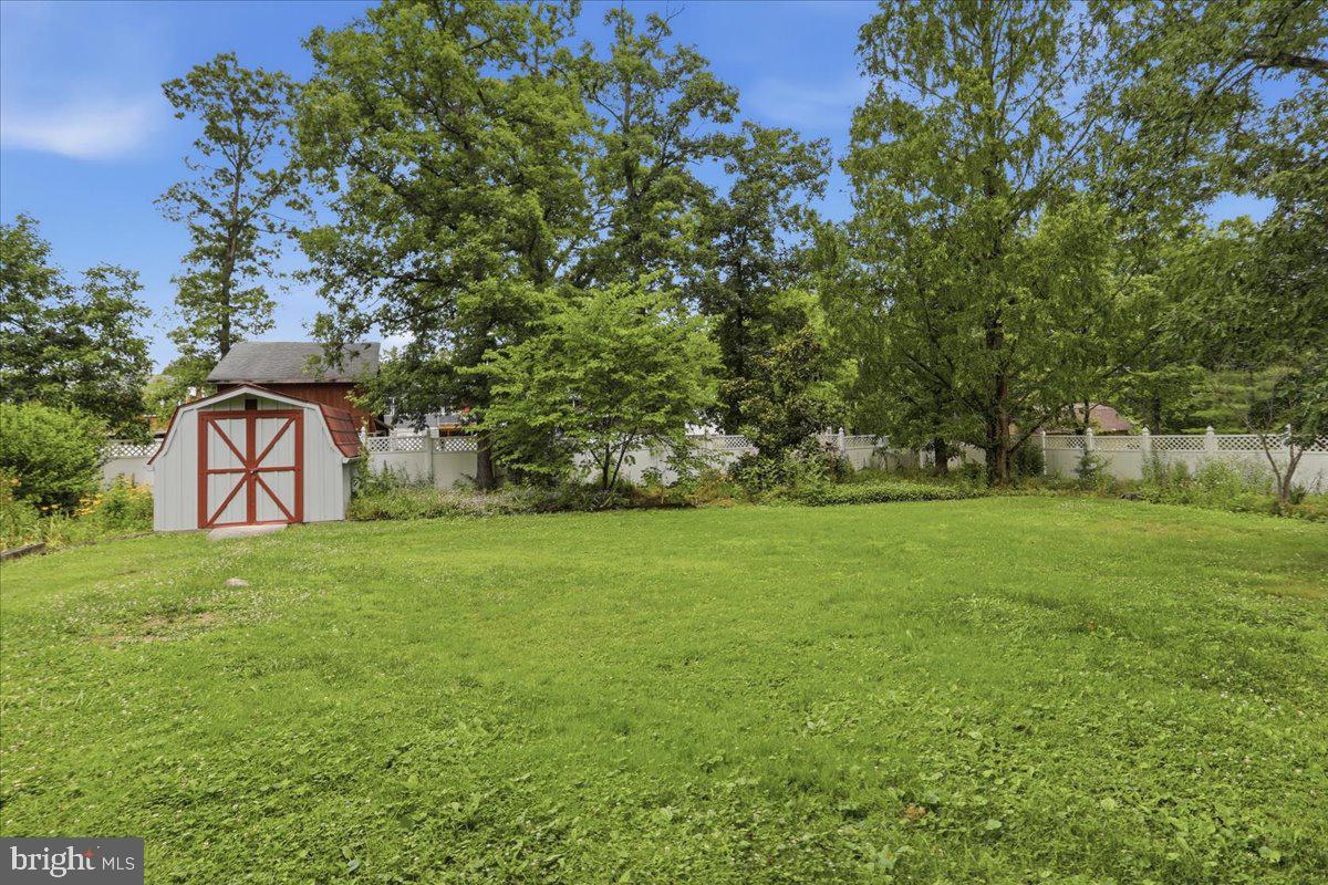 AMCELLE ACRES - Residential