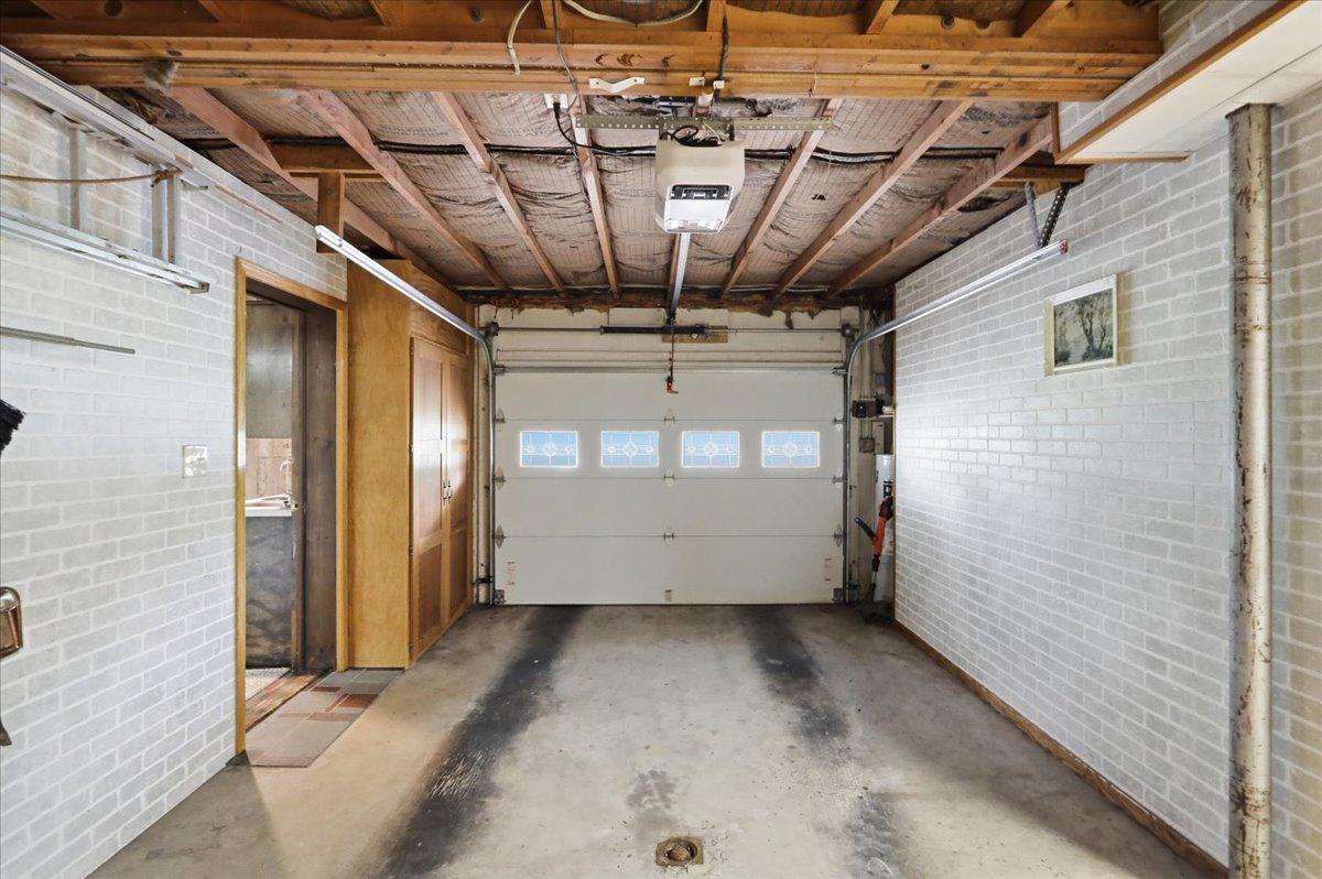 AMCELLE ACRES - Residential