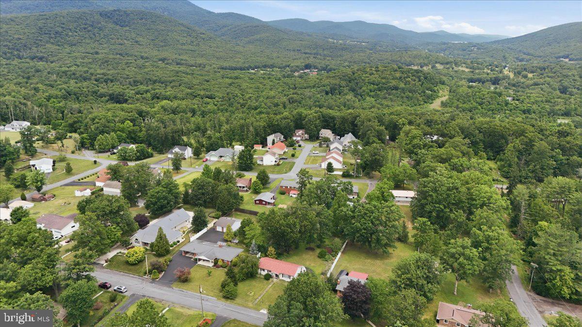 AMCELLE ACRES - Residential