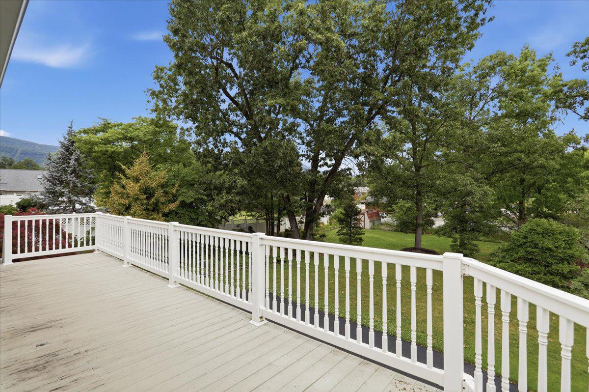 AMCELLE ACRES - Residential