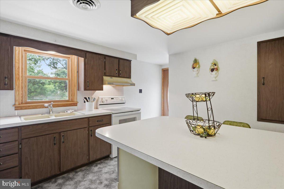 AMCELLE ACRES - Residential